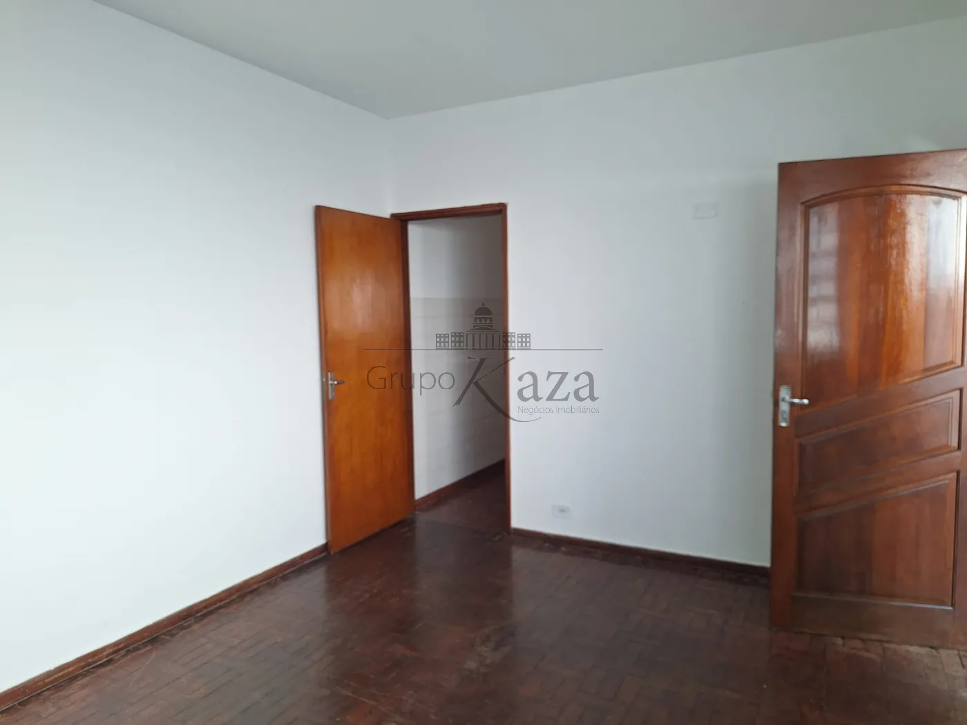 Foto 1 de Casa Padrão em Vila Letônia, São José dos Campos - imagem 1 Foto 1 de Casa Padrão em Vila Letônia, São José dos Campos - imagem 1