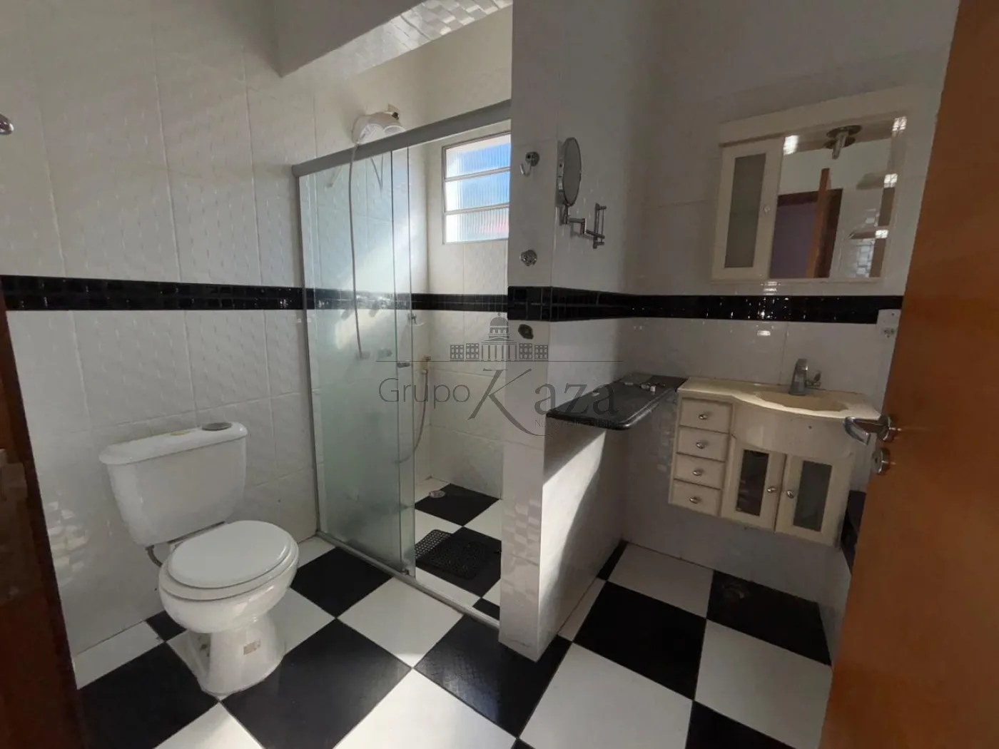 Foto 9 de Casa Sobrado em Jardim Ismênia, São José dos Campos - imagem 9