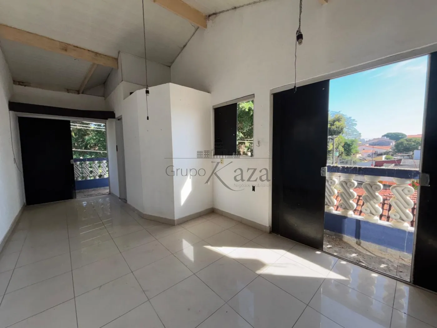 Foto 12 de Casa Sobrado em Jardim Ismênia, São José dos Campos - imagem 12