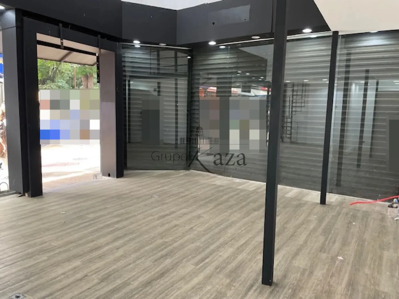 Foto 2 de Comercial Loja em Centro, São José dos Campos - imagem 2 Foto 2 de Comercial Loja em Centro, São José dos Campos - imagem 2