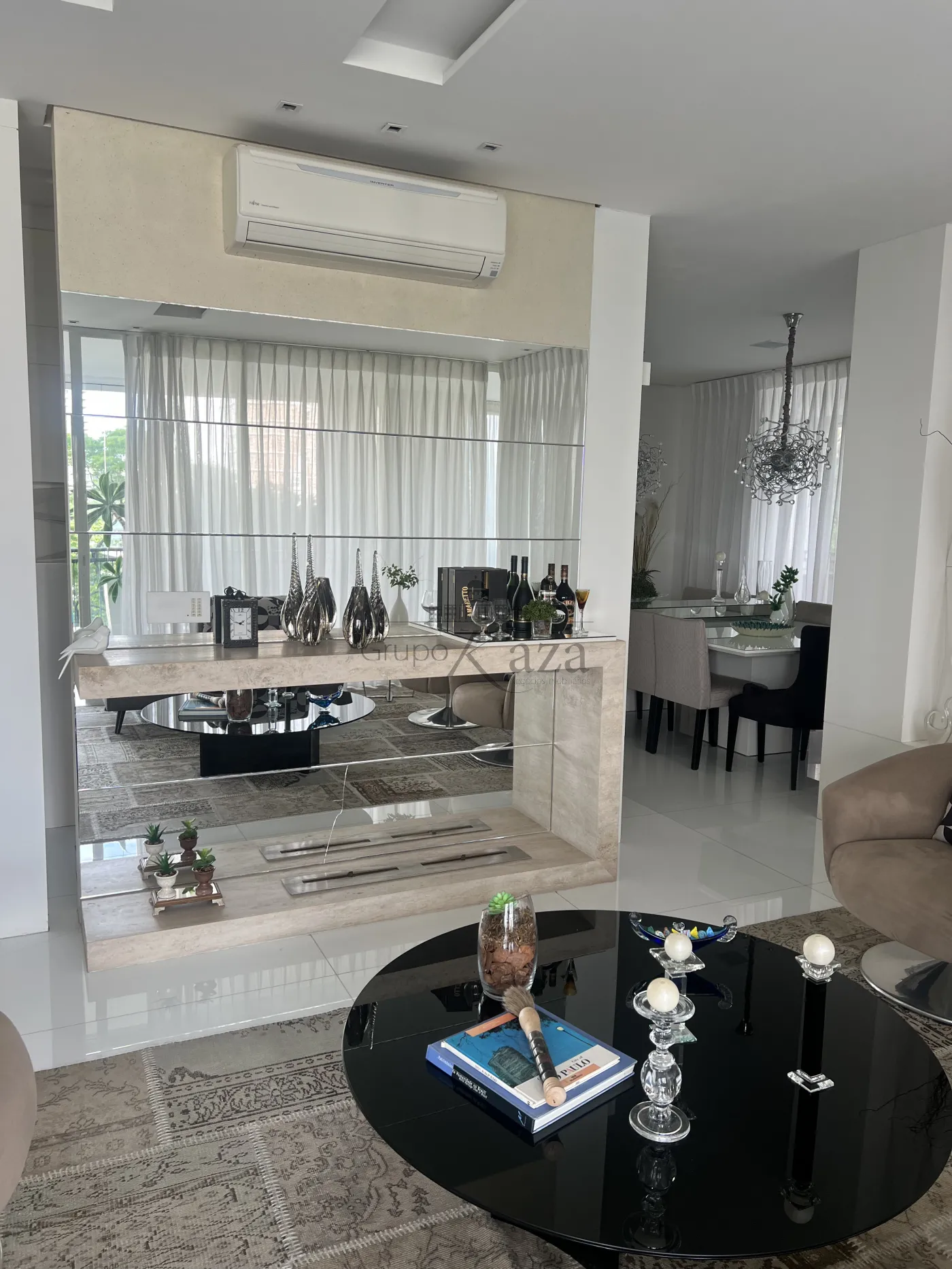 Foto 2 de Apartamento Padrão em Moema, São Paulo - imagem 2 Foto 2 de Apartamento Padrão em Moema, São Paulo - imagem 2