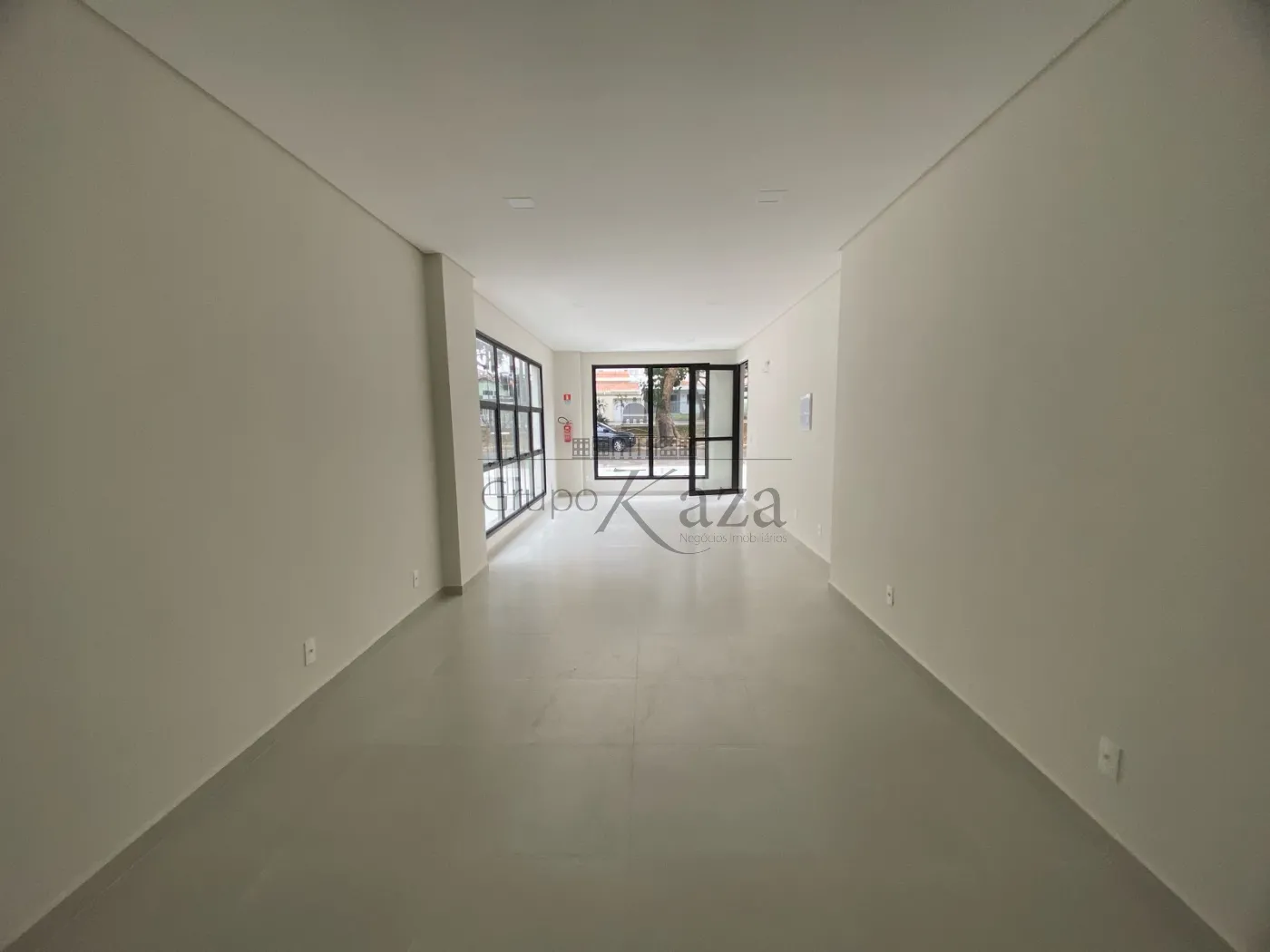 Foto 2 de Comercial Loja em condomínio comercial em Parque Industrial, São José dos Campos - imagem 2 Foto 2 de Comercial Loja em condomínio comercial em Parque Industrial, São José dos Campos - imagem 2