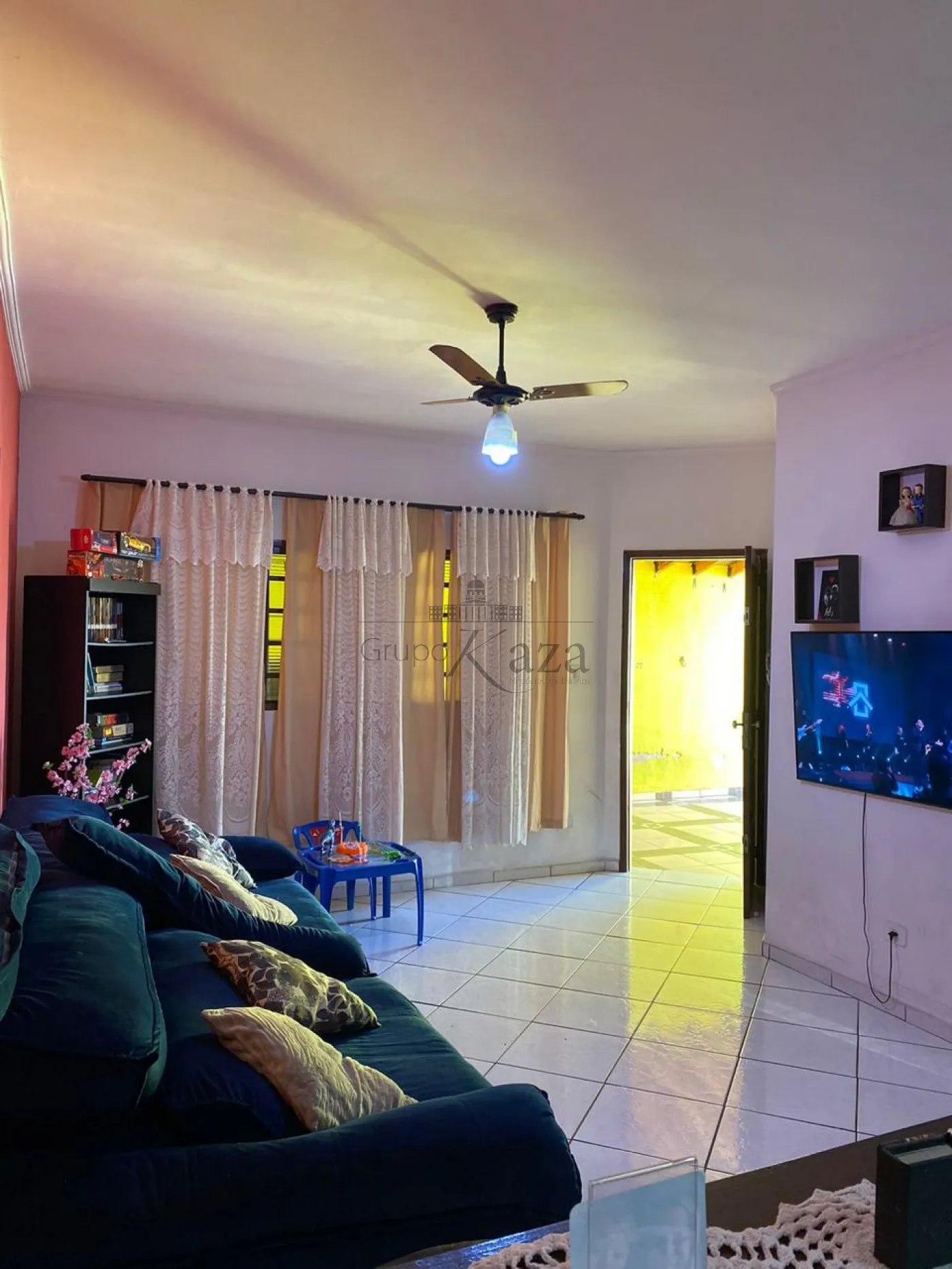 Foto 3 de Casa Padrão em Bandeira Branca, Jacareí - imagem 3 Foto 3 de Casa Padrão em Bandeira Branca, Jacareí - imagem 3