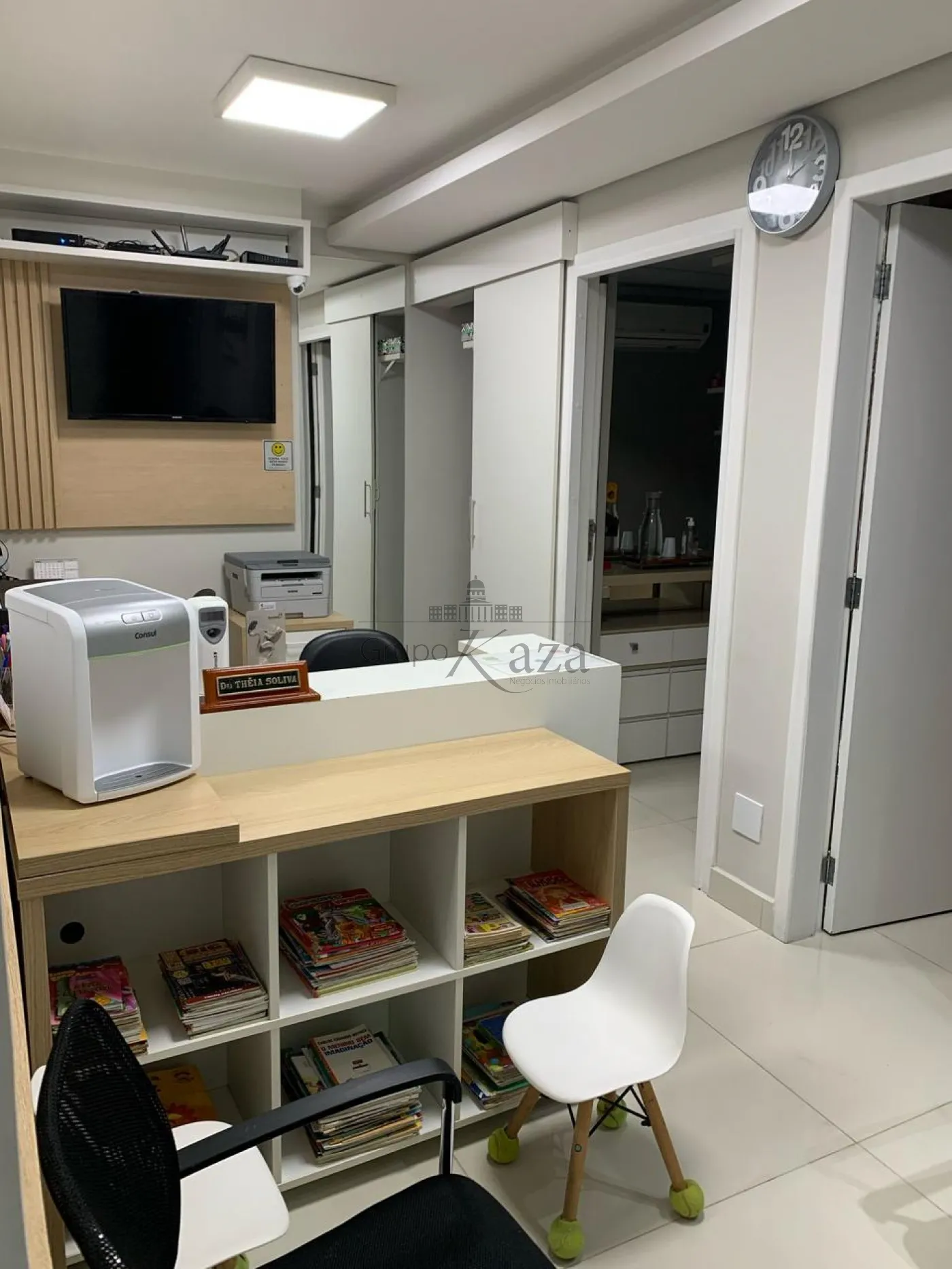 Foto 1 de Comercial Conjunto Comercial em Centro, São José dos Campos - imagem 1 Foto 1 de Comercial Conjunto Comercial em Centro, São José dos Campos - imagem 1