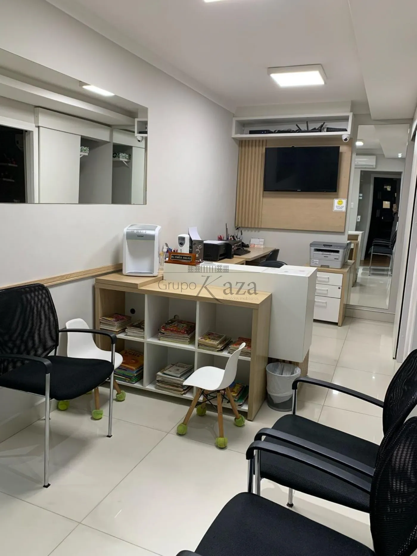 Foto 2 de Comercial Conjunto Comercial em Centro, São José dos Campos - imagem 2 Foto 2 de Comercial Conjunto Comercial em Centro, São José dos Campos - imagem 2