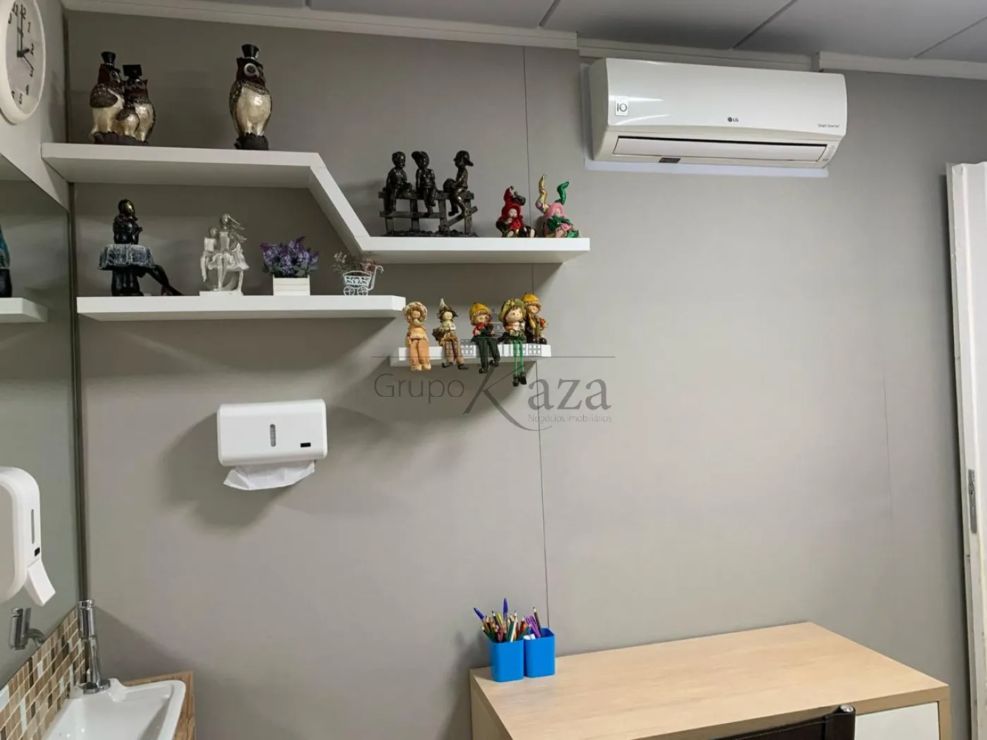 Foto 3 de Comercial Conjunto Comercial em Centro, São José dos Campos - imagem 3 Foto 3 de Comercial Conjunto Comercial em Centro, São José dos Campos - imagem 3