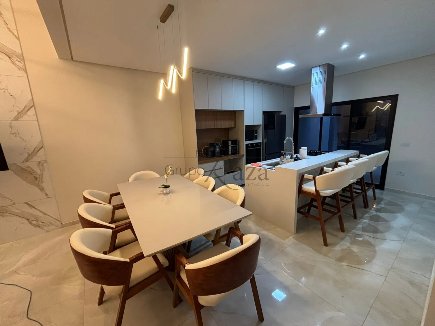 Foto 2 de Casa Padrão em Vila Amélia, São José dos Campos - imagem 2 Foto 2 de Casa Padrão em Vila Amélia, São José dos Campos - imagem 2