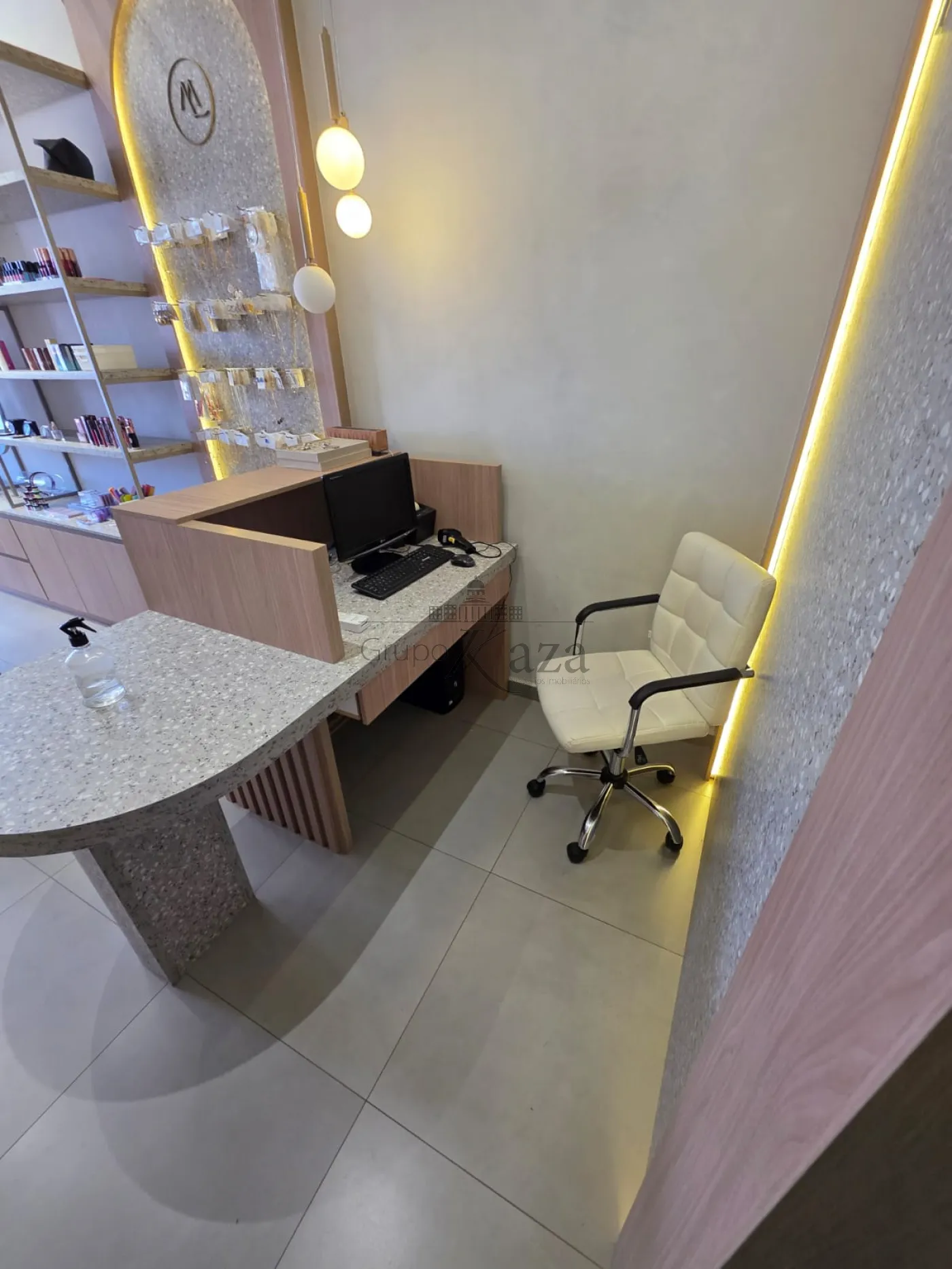 Foto 3 de Comercial Loja em Jardim Satélite, São José dos Campos - imagem 3 Foto 3 de Comercial Loja em Jardim Satélite, São José dos Campos - imagem 3