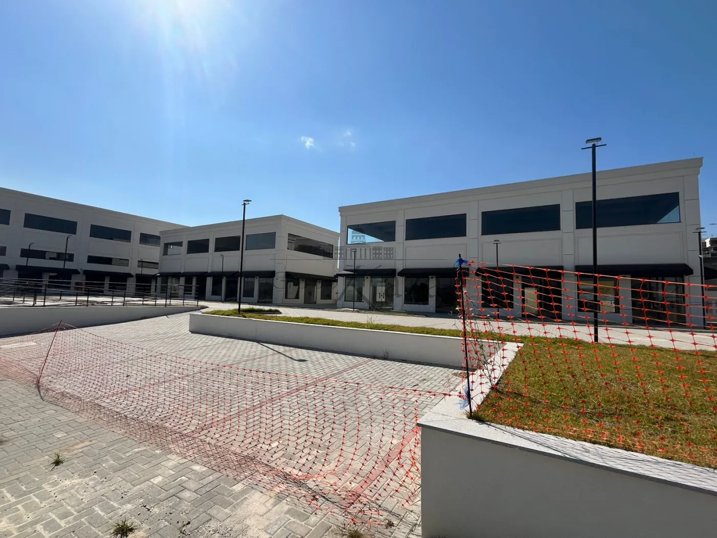 Foto 1 de Comercial Loja em condomínio comercial em Urbanova, São José dos Campos - imagem 1 Foto 1 de Comercial Loja em condomínio comercial em Urbanova, São José dos Campos - imagem 1