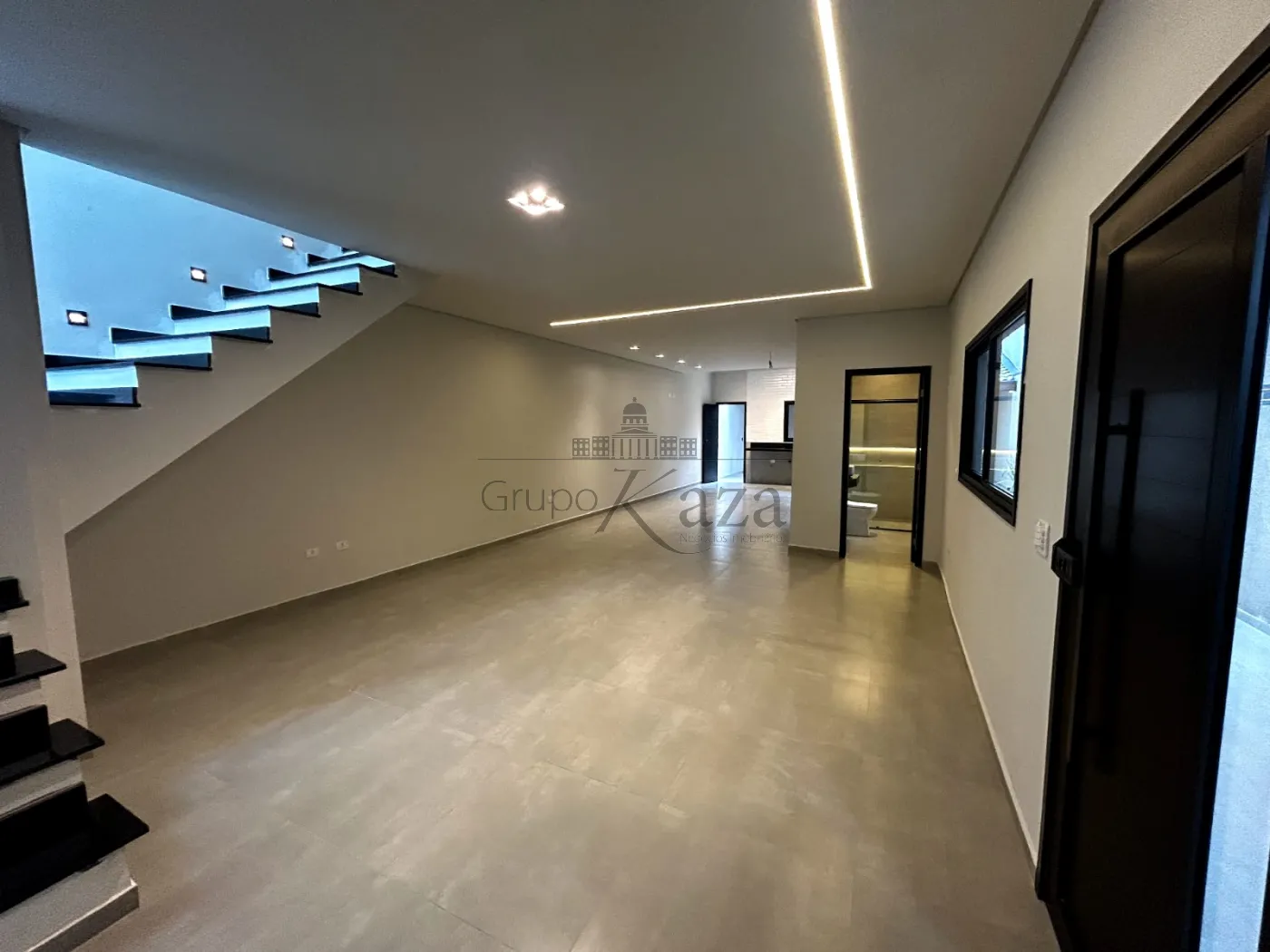 Foto 2 de Casa Sobrado em Loteamento Villa Branca, Jacareí - imagem 2 Foto 2 de Casa Sobrado em Loteamento Villa Branca, Jacareí - imagem 2