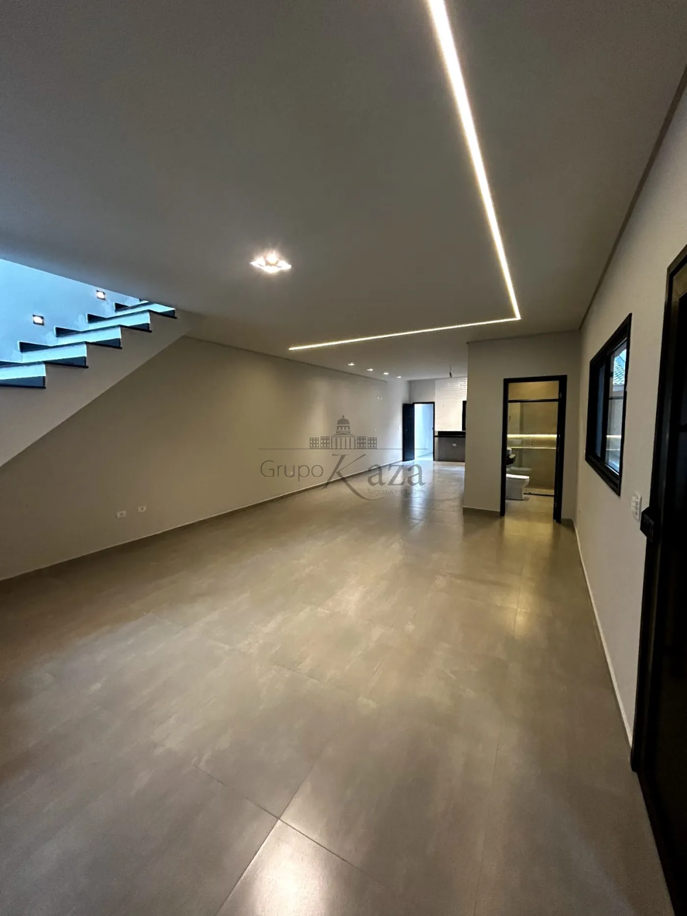 Foto 1 de Casa Sobrado em Loteamento Villa Branca, Jacareí - imagem 1 Foto 1 de Casa Sobrado em Loteamento Villa Branca, Jacareí - imagem 1