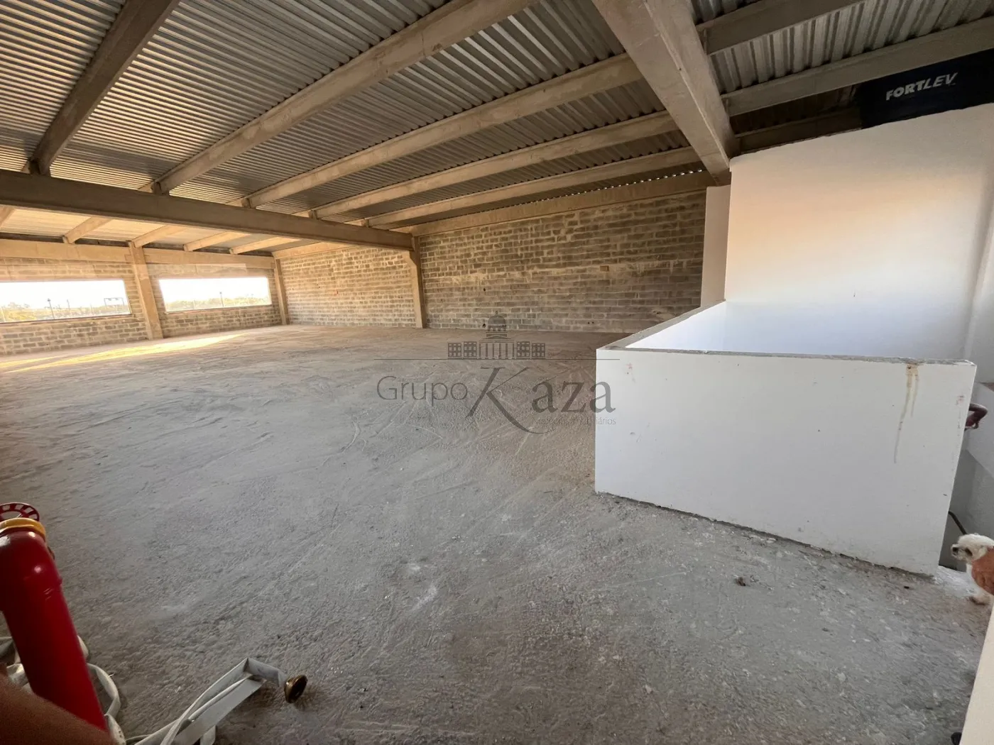 Foto 3 de Comercial Loja em condomínio comercial em Urbanova, São José dos Campos - imagem 3 Foto 3 de Comercial Loja em condomínio comercial em Urbanova, São José dos Campos - imagem 3