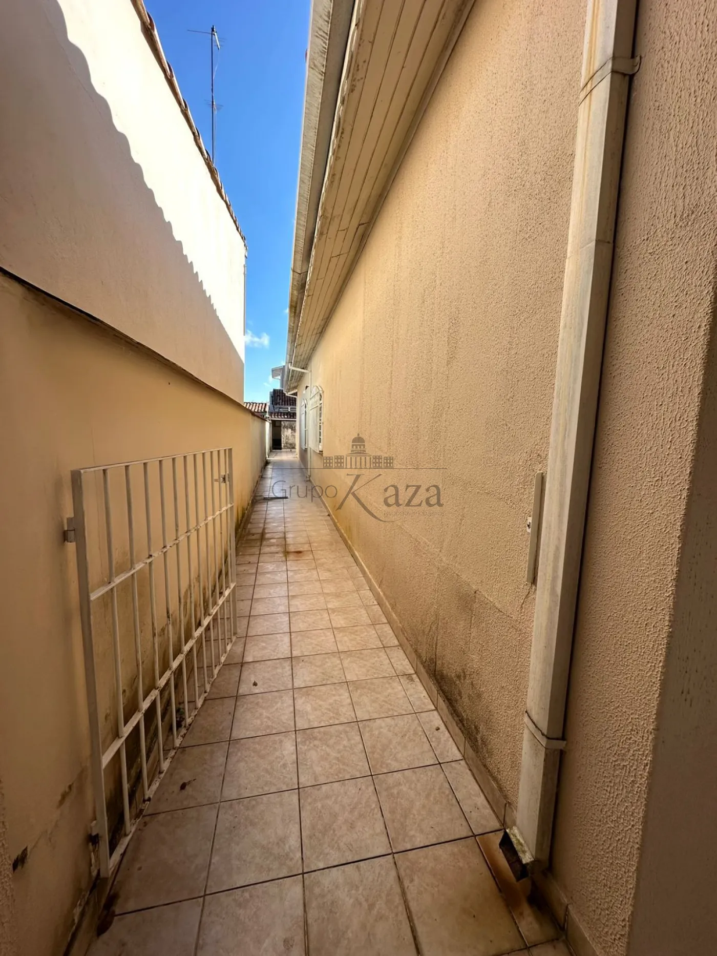 Foto 13 de Casa Padrão em Jardim Portugal, São José dos Campos - imagem 13