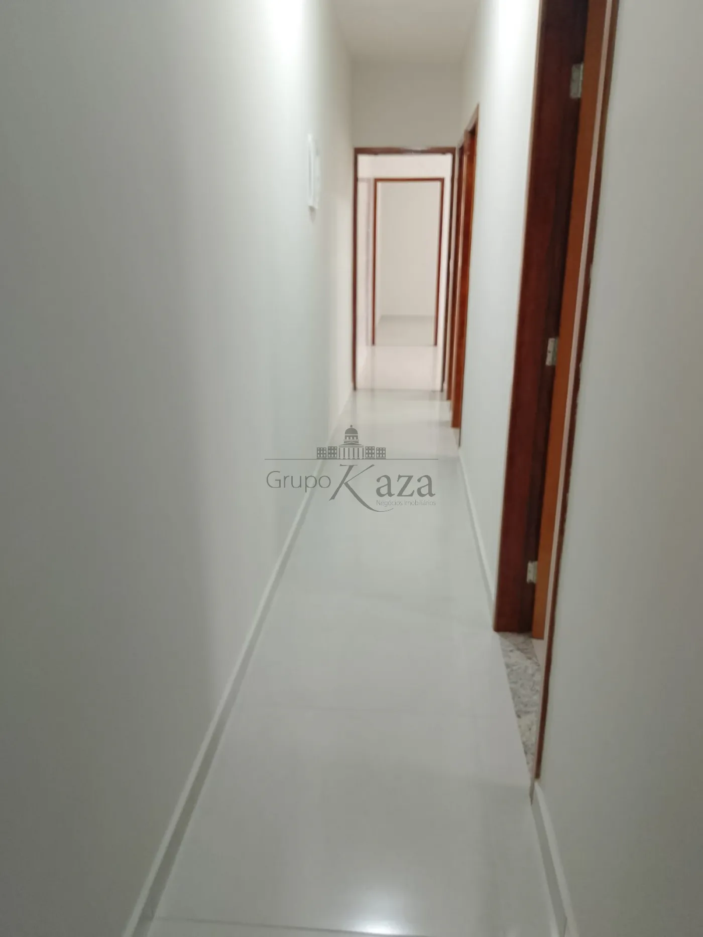 Foto 5 de Casa Padrão em Residencial Bosque dos Ipês, São José dos Campos - imagem 5