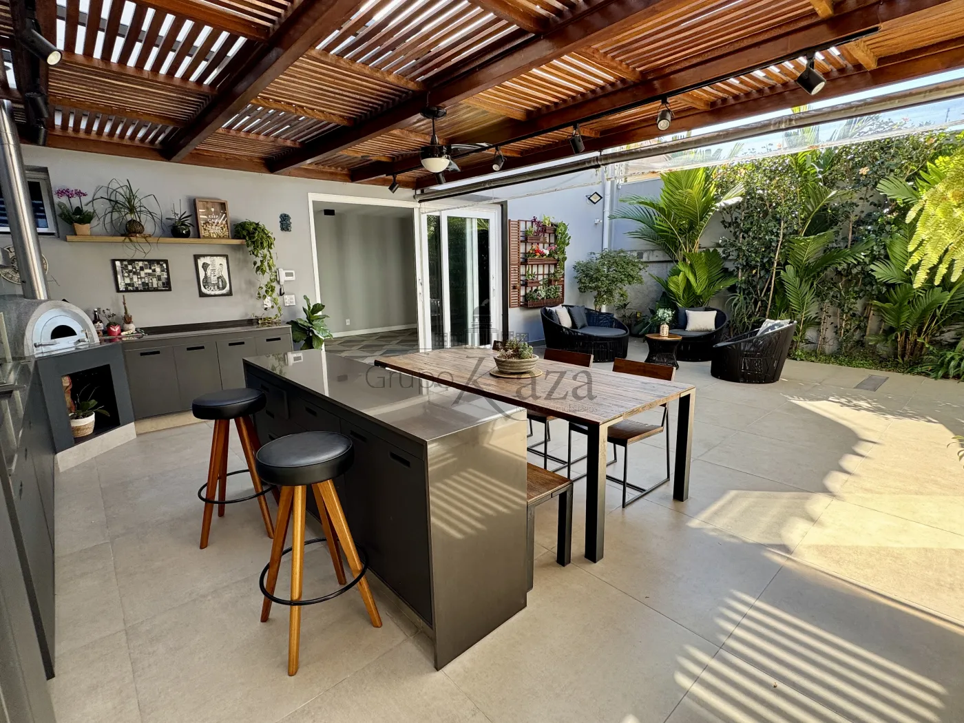 Foto 2 de Casa Sobrado em Planalto Paulista, São Paulo - imagem 2 Foto 2 de Casa Sobrado em Planalto Paulista, São Paulo - imagem 2