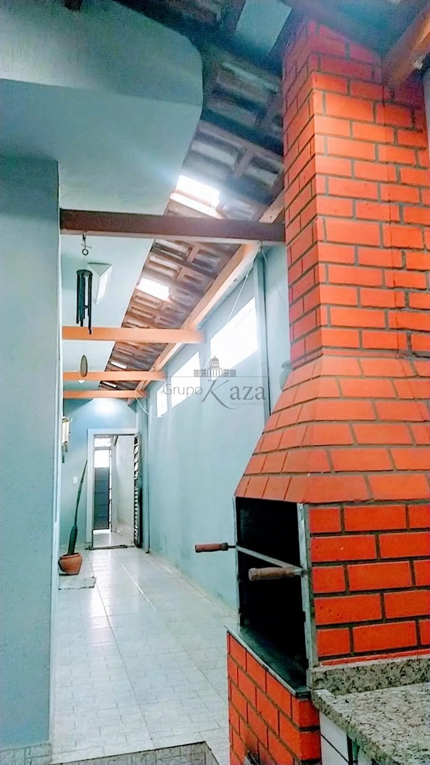 Foto 16 de Casa Padrão em Jardim Uirá, São José dos Campos - imagem 16