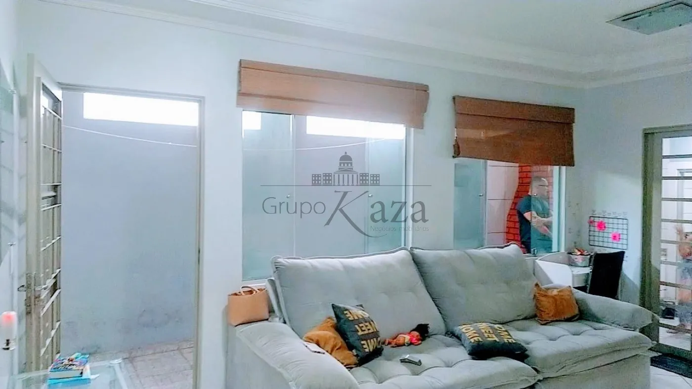 Foto 1 de Casa Padrão em Jardim Uirá, São José dos Campos - imagem 1 Foto 1 de Casa Padrão em Jardim Uirá, São José dos Campos - imagem 1