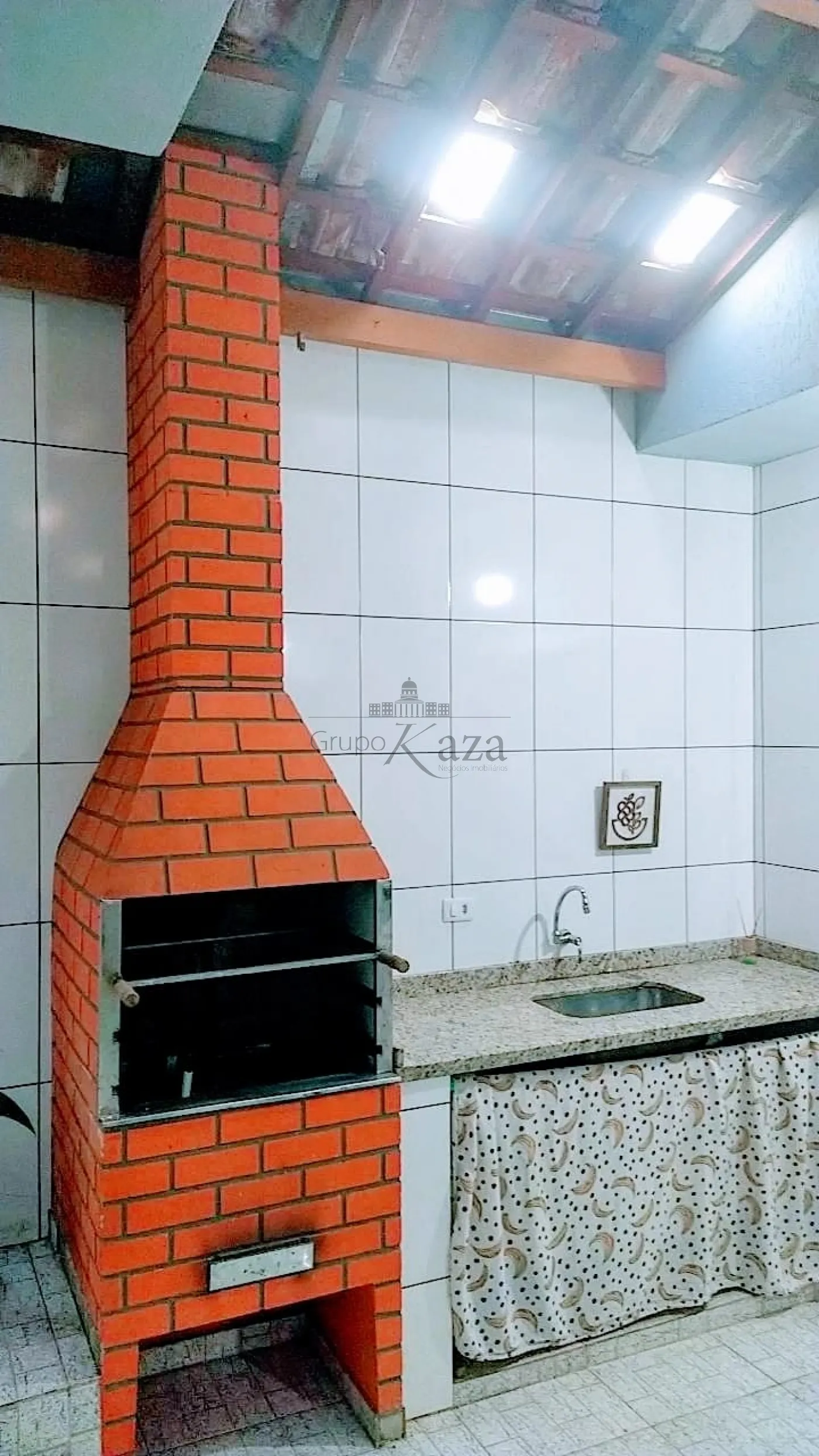 Foto 15 de Casa Padrão em Jardim Uirá, São José dos Campos - imagem 15