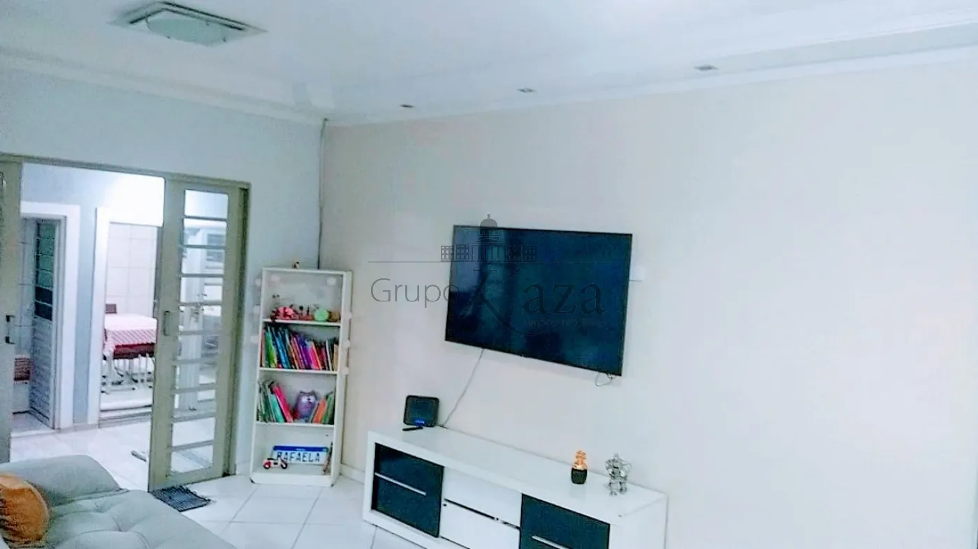 Foto 2 de Casa Padrão em Jardim Uirá, São José dos Campos - imagem 2 Foto 2 de Casa Padrão em Jardim Uirá, São José dos Campos - imagem 2