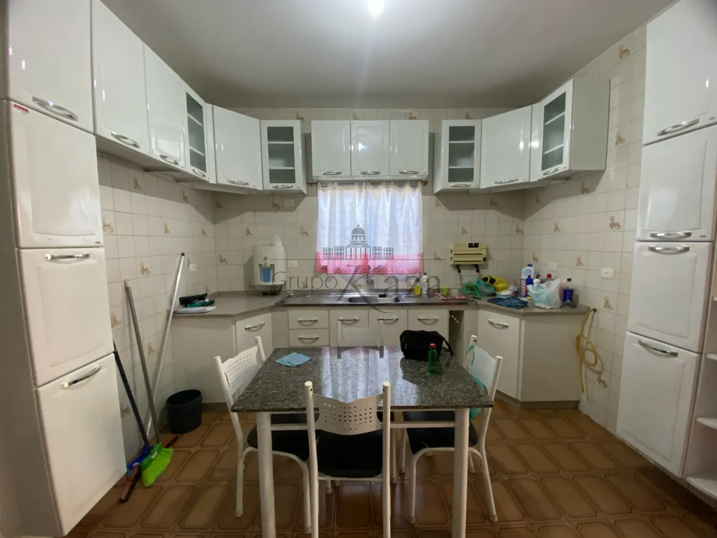 Foto 4 de Casa Padrão em Jardim Uirá, São José dos Campos - imagem 4