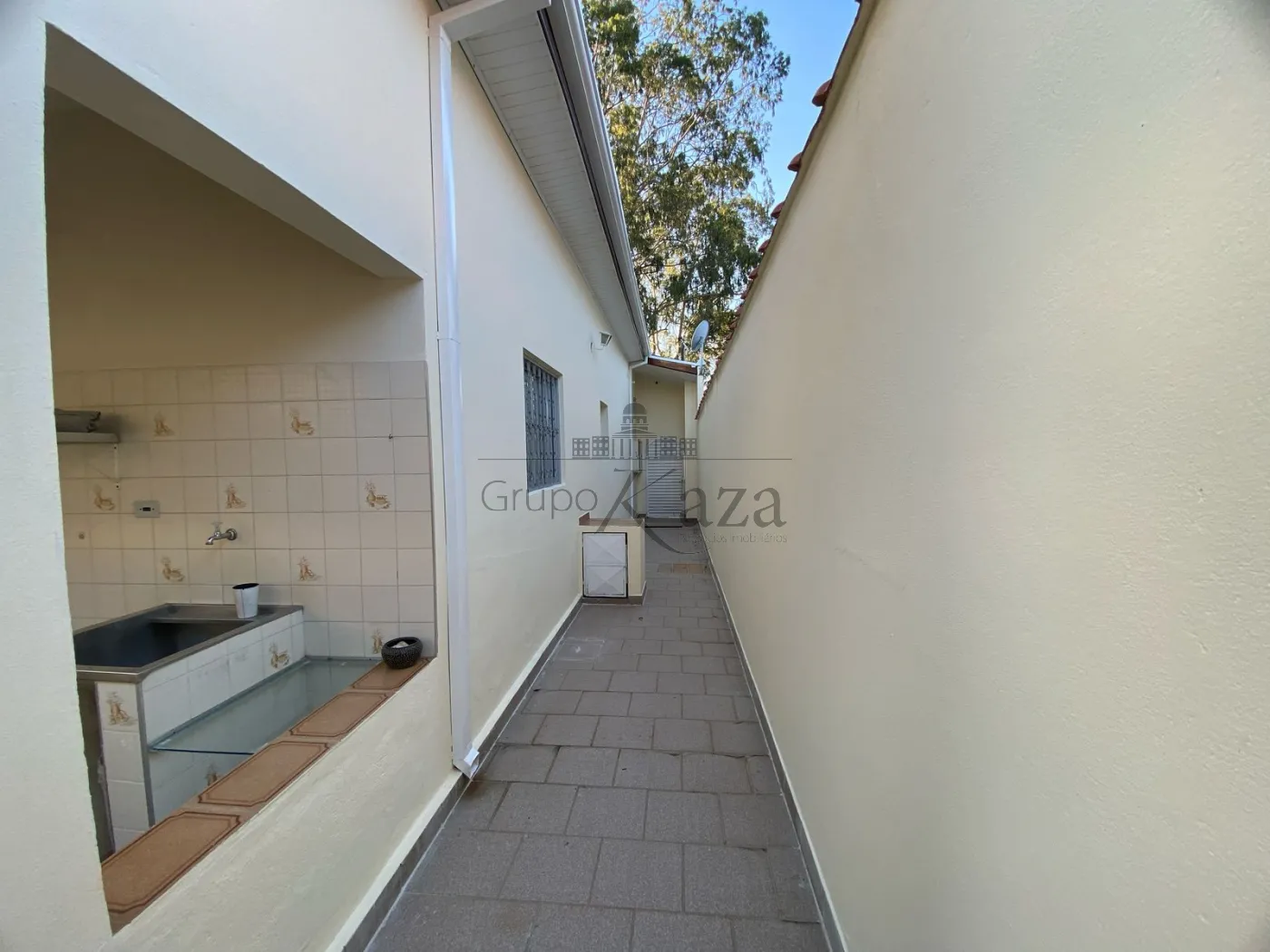 Foto 19 de Casa Padrão em Jardim Uirá, São José dos Campos - imagem 19