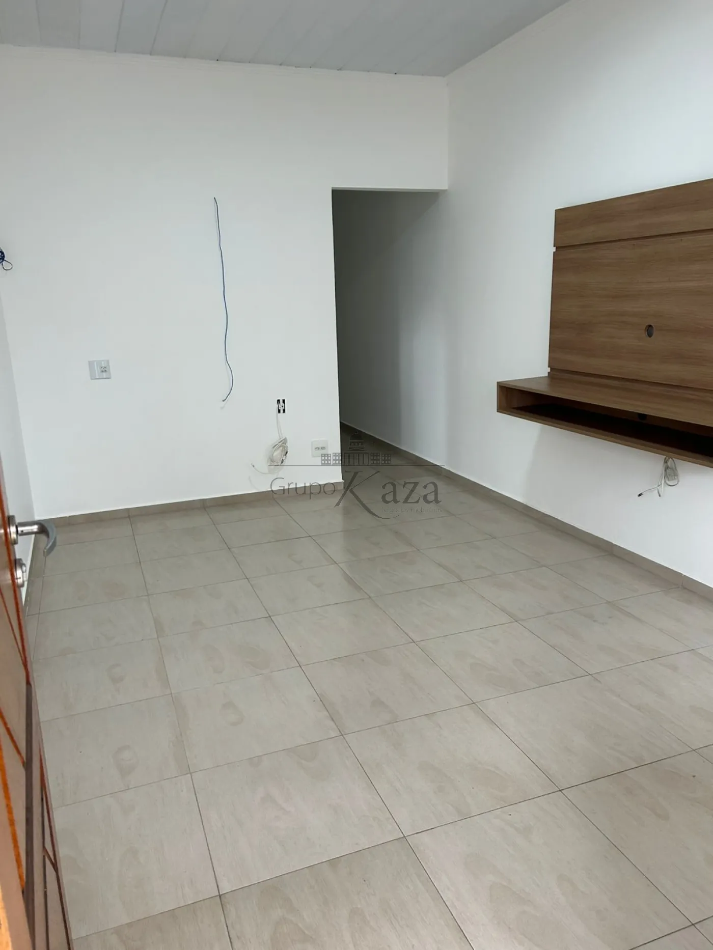 Foto 1 de Casa Padrão em Vila Santos, Caçapava - imagem 1 Foto 1 de Casa Padrão em Vila Santos, Caçapava - imagem 1