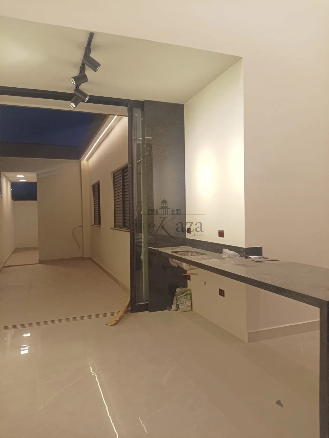 Foto 3 de Casa Padrão em Portal dos Pássaros, São José dos Campos - imagem 3 Foto 3 de Casa Padrão em Portal dos Pássaros, São José dos Campos - imagem 3