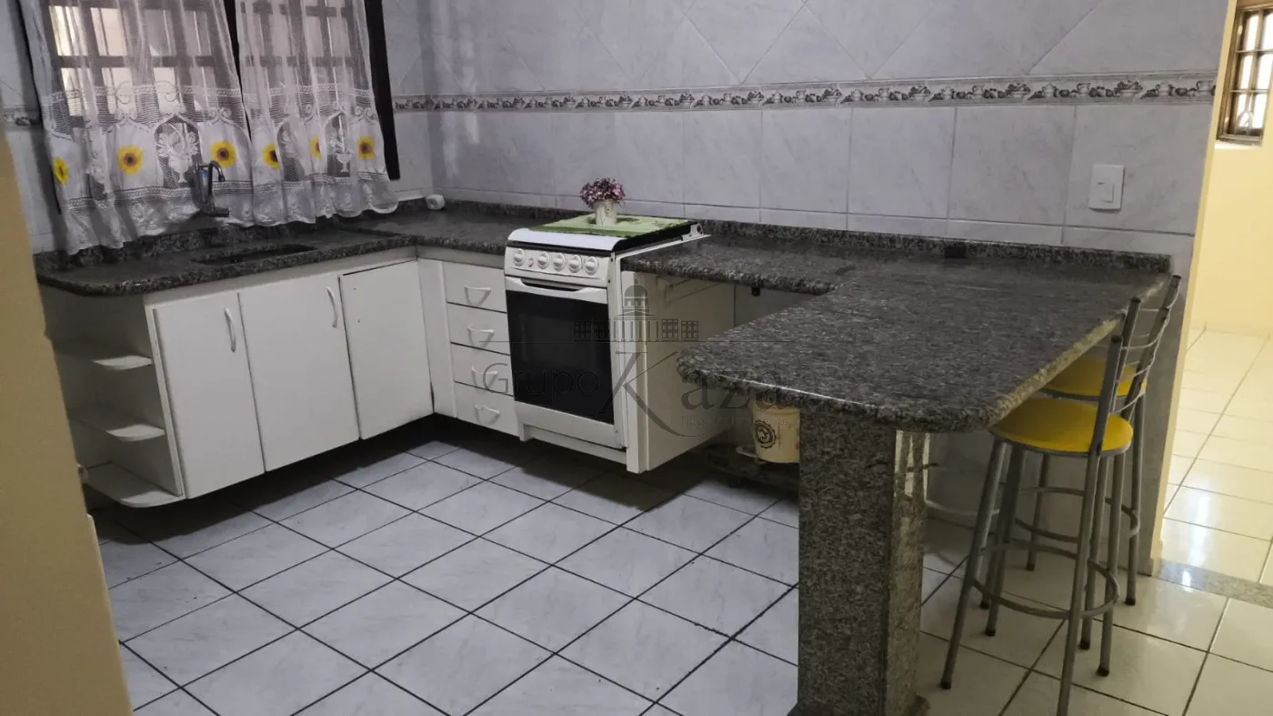 Foto 5 de Casa Padrão em Residencial Bosque dos Ipês, São José dos Campos - imagem 5