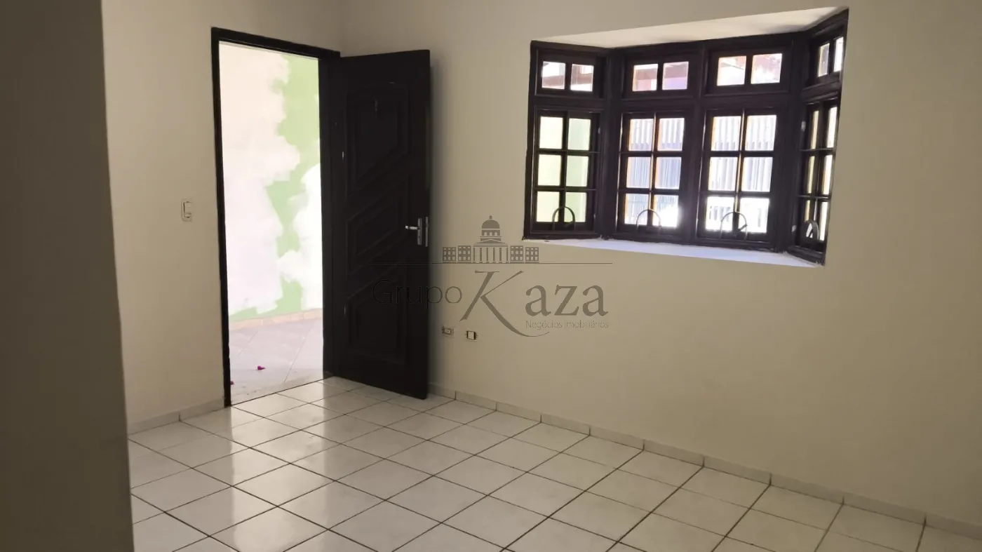 Foto 2 de Casa Padrão em Residencial Bosque dos Ipês, São José dos Campos - imagem 2 Foto 2 de Casa Padrão em Residencial Bosque dos Ipês, São José dos Campos - imagem 2