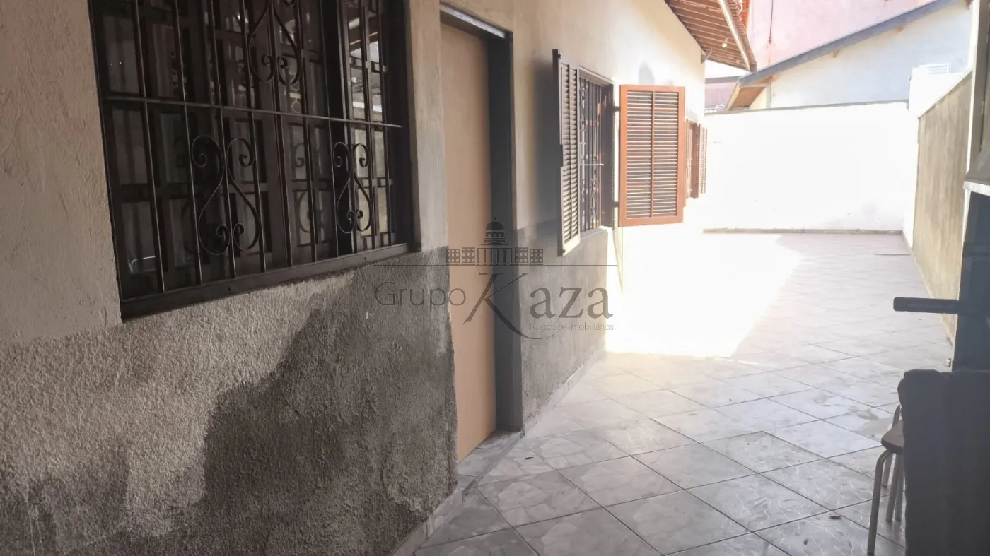 Foto 10 de Casa Padrão em Residencial Bosque dos Ipês, São José dos Campos - imagem 10
