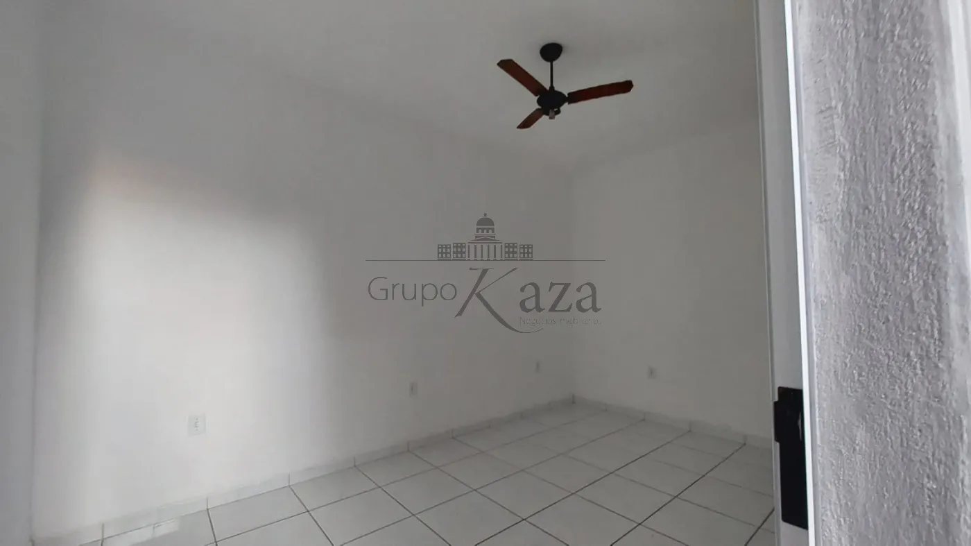 Foto 8 de Casa Sobrado em Jardim Ismênia, São José dos Campos - imagem 8