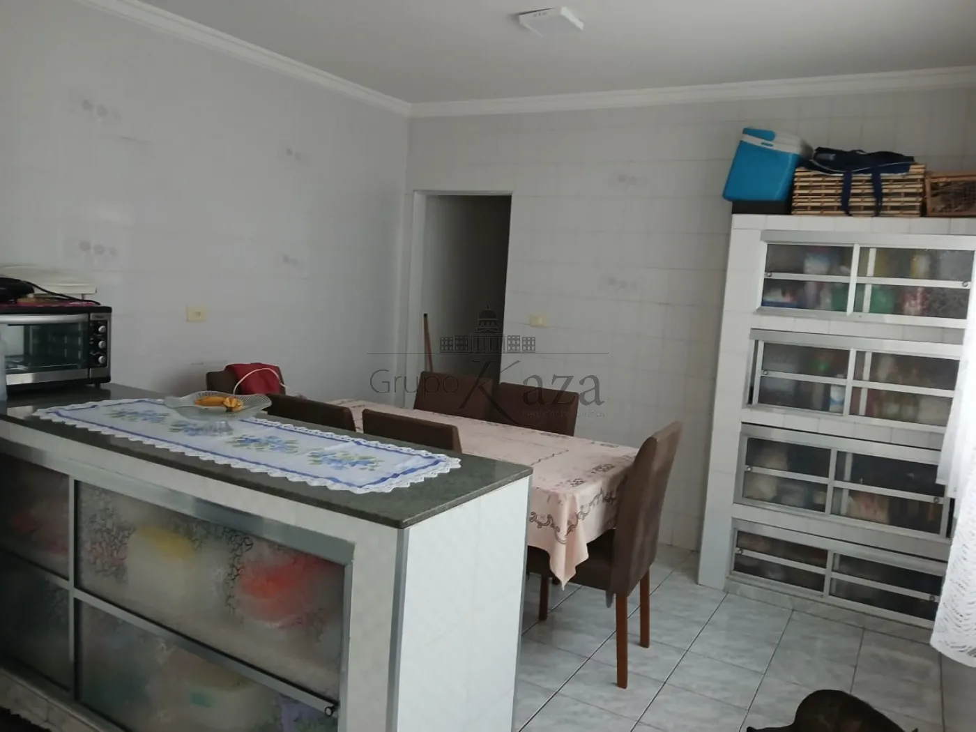 Foto 2 de Casa Padrão em Jardim das Oliveiras, Jacareí - imagem 2 Foto 2 de Casa Padrão em Jardim das Oliveiras, Jacareí - imagem 2