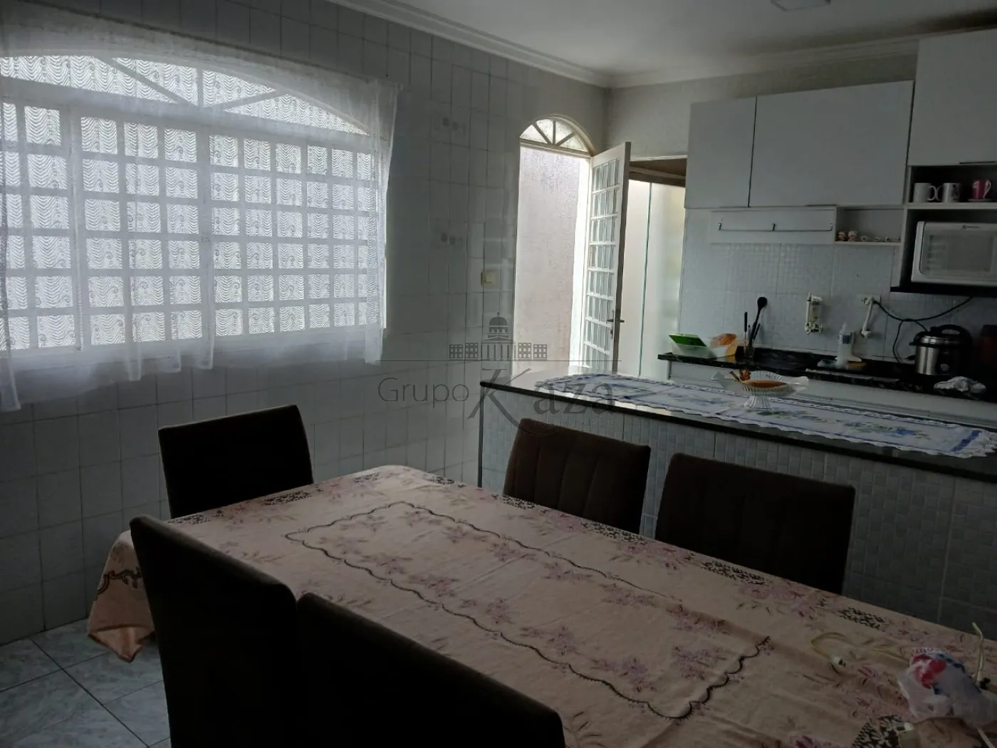 Foto 3 de Casa Padrão em Jardim das Oliveiras, Jacareí - imagem 3 Foto 3 de Casa Padrão em Jardim das Oliveiras, Jacareí - imagem 3