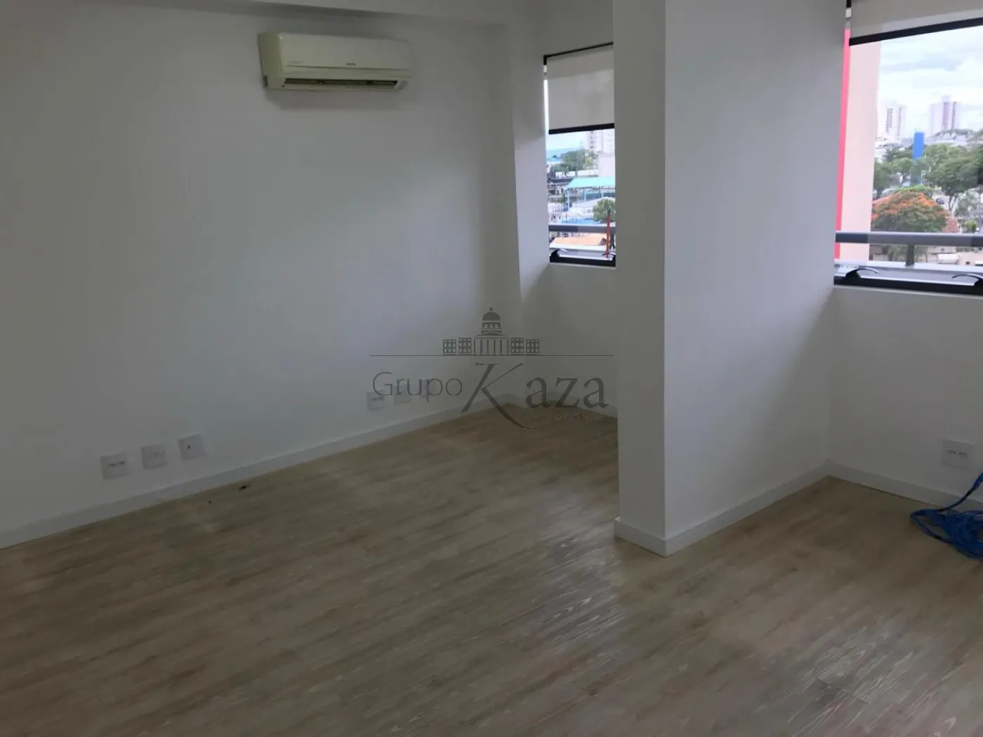 Foto 3 de Comercial Sala Condomínio em Centro, São José dos Campos - imagem 3 Foto 3 de Comercial Sala Condomínio em Centro, São José dos Campos - imagem 3