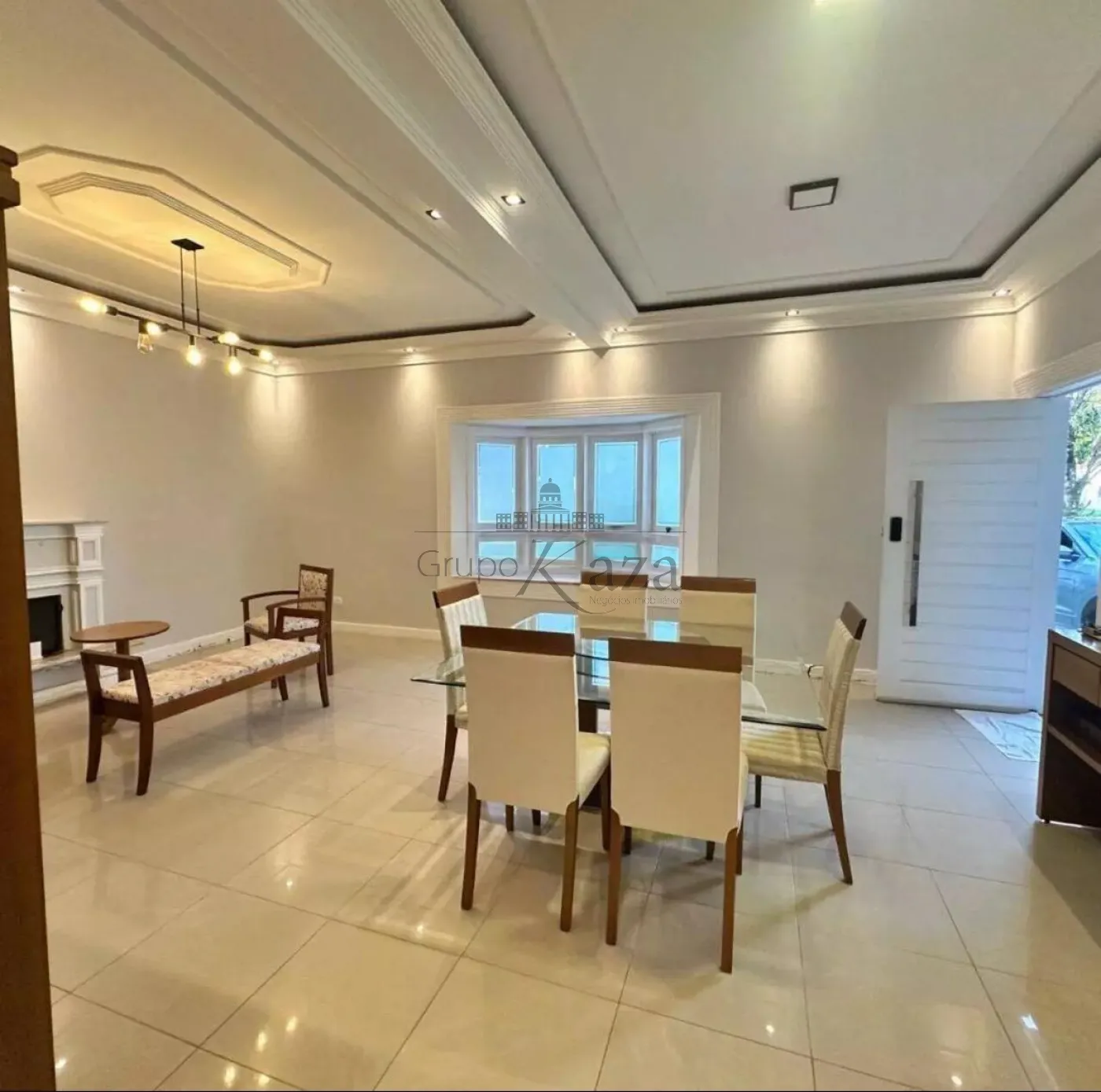 Foto 1 de Casa Condomínio em Loteamento Villa Branca, Jacareí - imagem 1 Foto 1 de Casa Condomínio em Loteamento Villa Branca, Jacareí - imagem 1