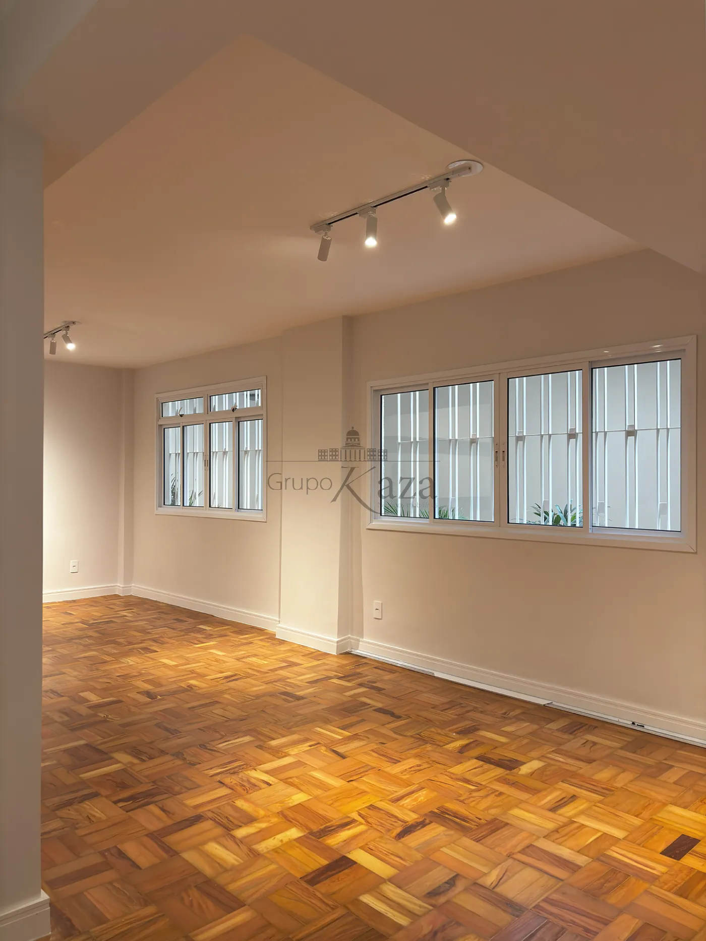 Foto 1 de Apartamento Padrão em Vila Mariana, São Paulo - imagem 1 Foto 1 de Apartamento Padrão em Vila Mariana, São Paulo - imagem 1