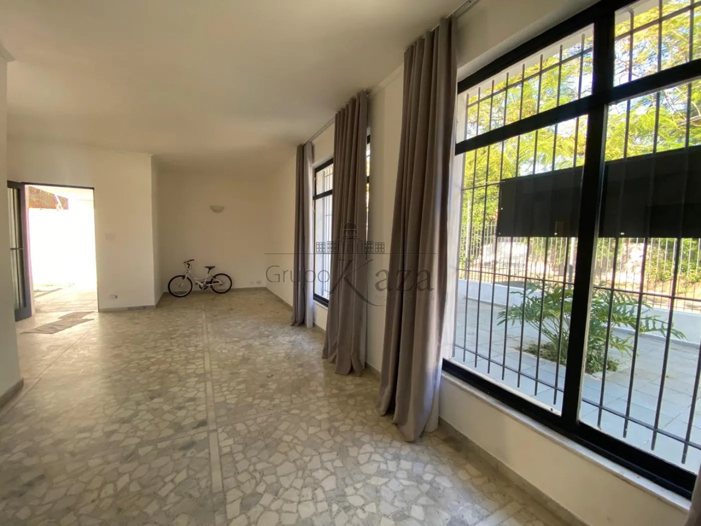 Foto 1 de Comercial Casa em Jardim Esplanada II, São José dos Campos - imagem 1 Foto 1 de Comercial Casa em Jardim Esplanada II, São José dos Campos - imagem 1