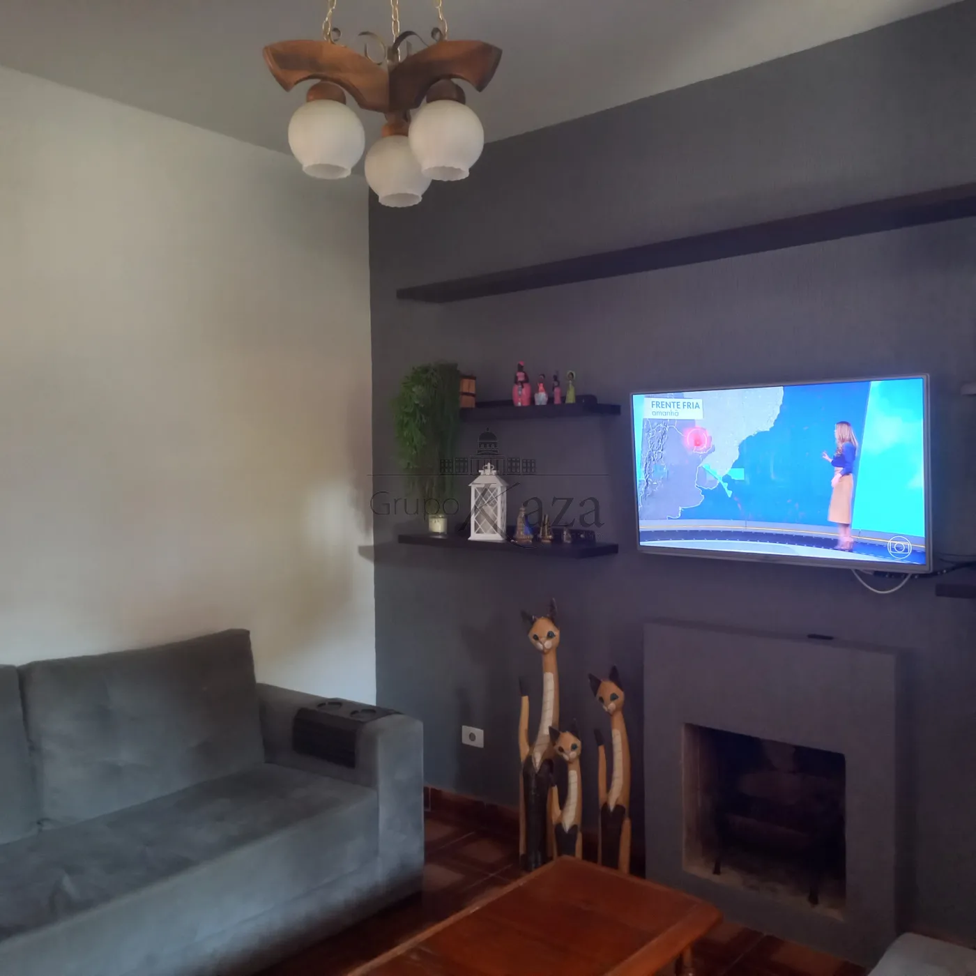 Foto 2 de Casa Padrão em Jardim São Luiz, Jacareí - imagem 2 Foto 2 de Casa Padrão em Jardim São Luiz, Jacareí - imagem 2