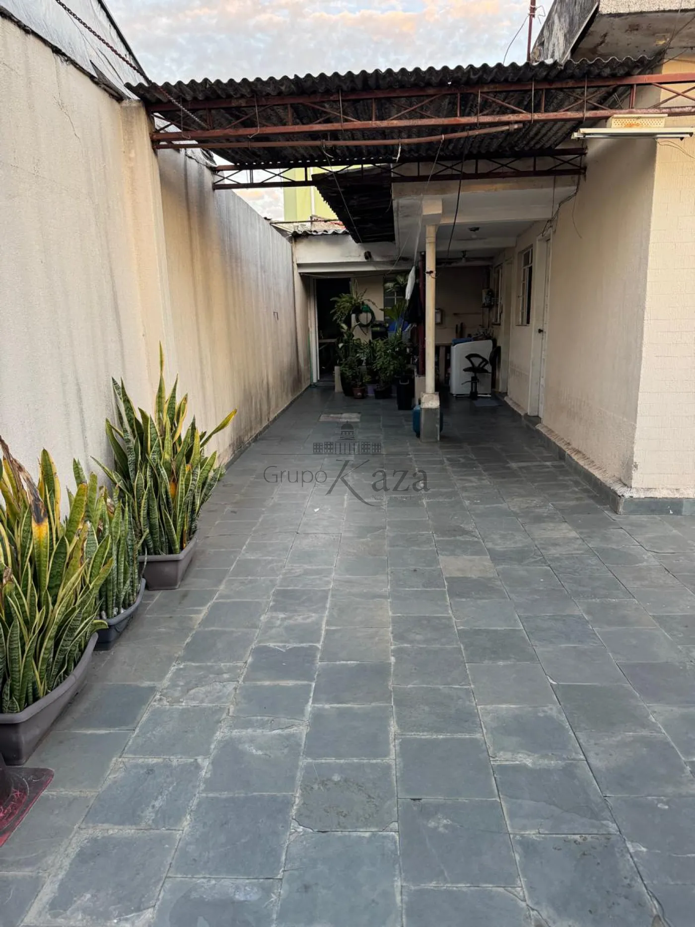 Foto 10 de Casa Padrão em Jardim Oriente, São José dos Campos - imagem 10