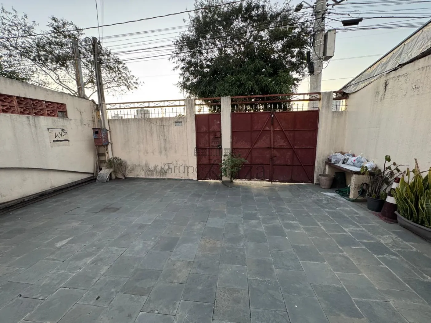 Foto 14 de Casa Padrão em Jardim Oriente, São José dos Campos - imagem 14