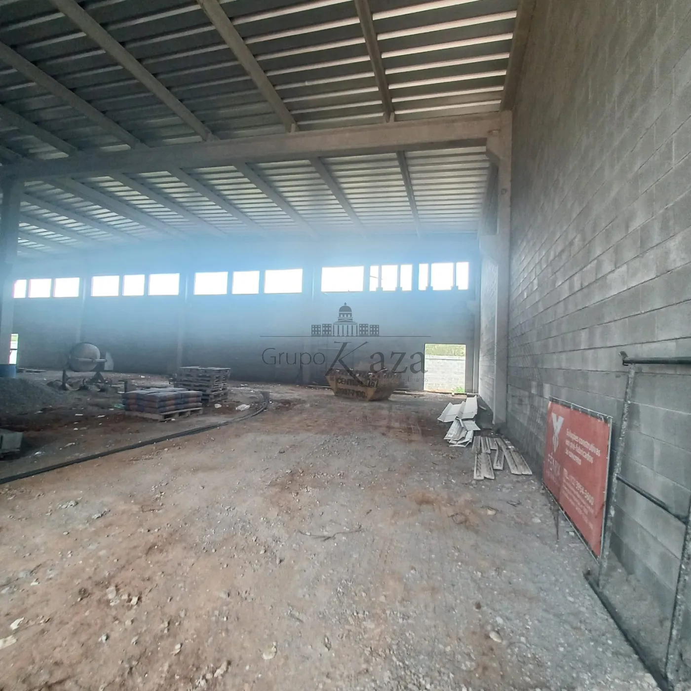 Foto 2 de Comercial Galpão em Condomínio em Jardim Califórnia, Jacareí - imagem 2 Foto 2 de Comercial Galpão em Condomínio em Jardim Califórnia, Jacareí - imagem 2