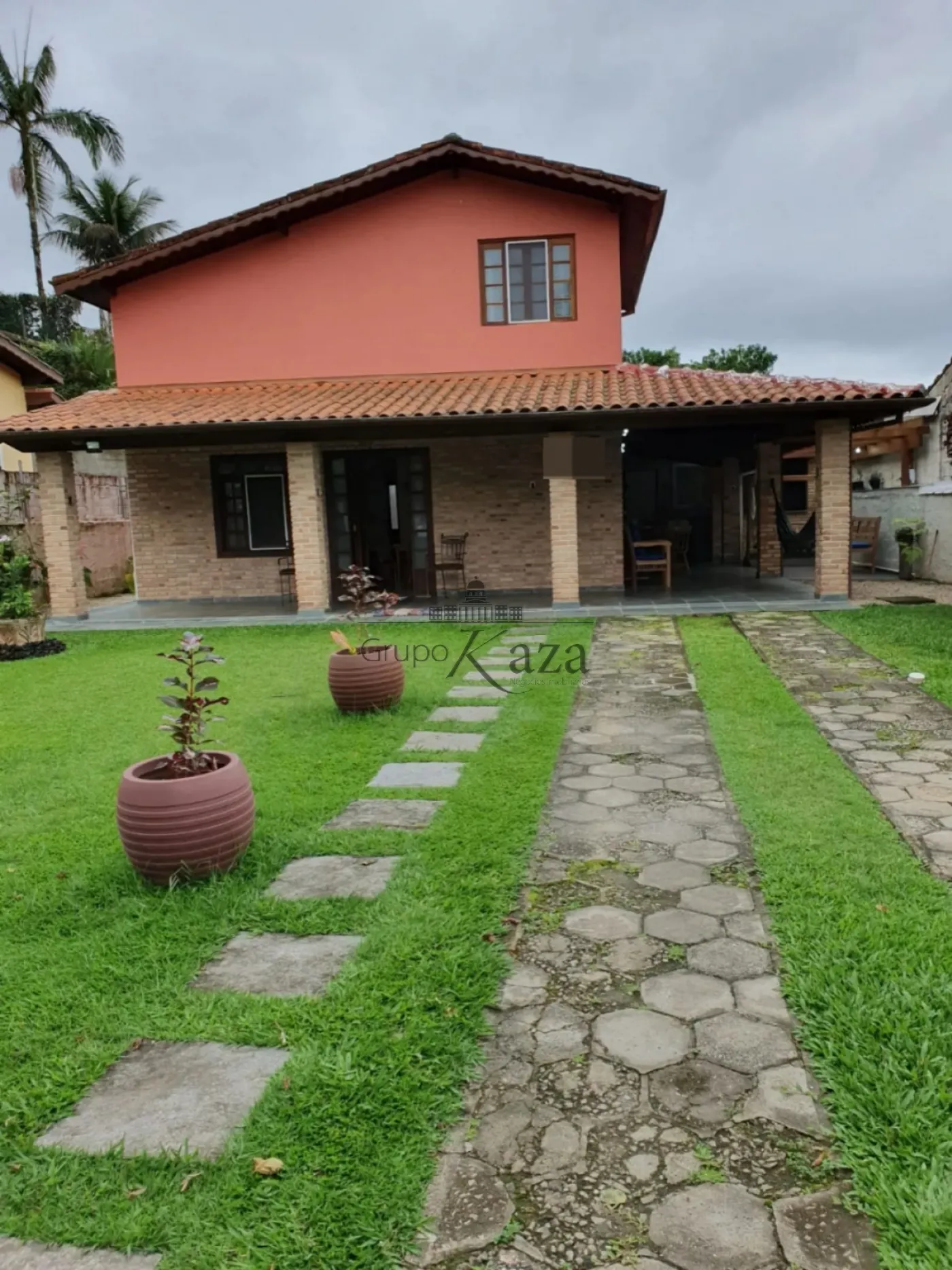 Foto 1 de Casa Padrão em Praia da Lagoinha, Ubatuba - imagem 1 Foto 1 de Casa Padrão em Praia da Lagoinha, Ubatuba - imagem 1