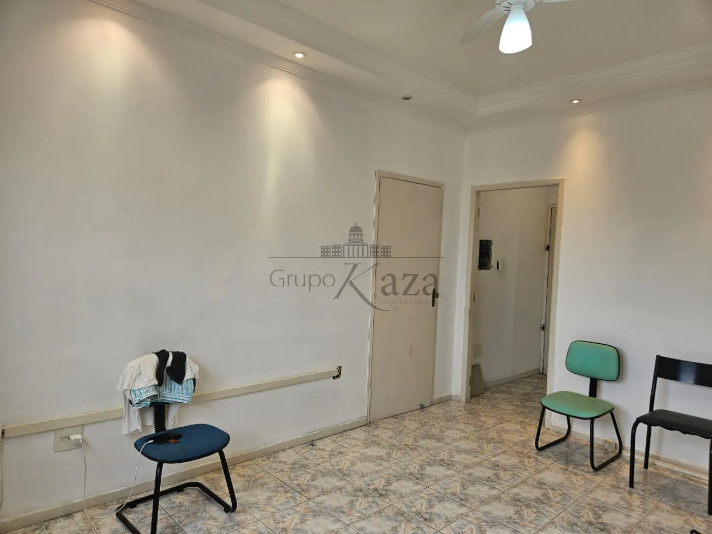 Foto 2 de Comercial Sala em Bosque dos Eucaliptos, São José dos Campos - imagem 2 Foto 2 de Comercial Sala em Bosque dos Eucaliptos, São José dos Campos - imagem 2