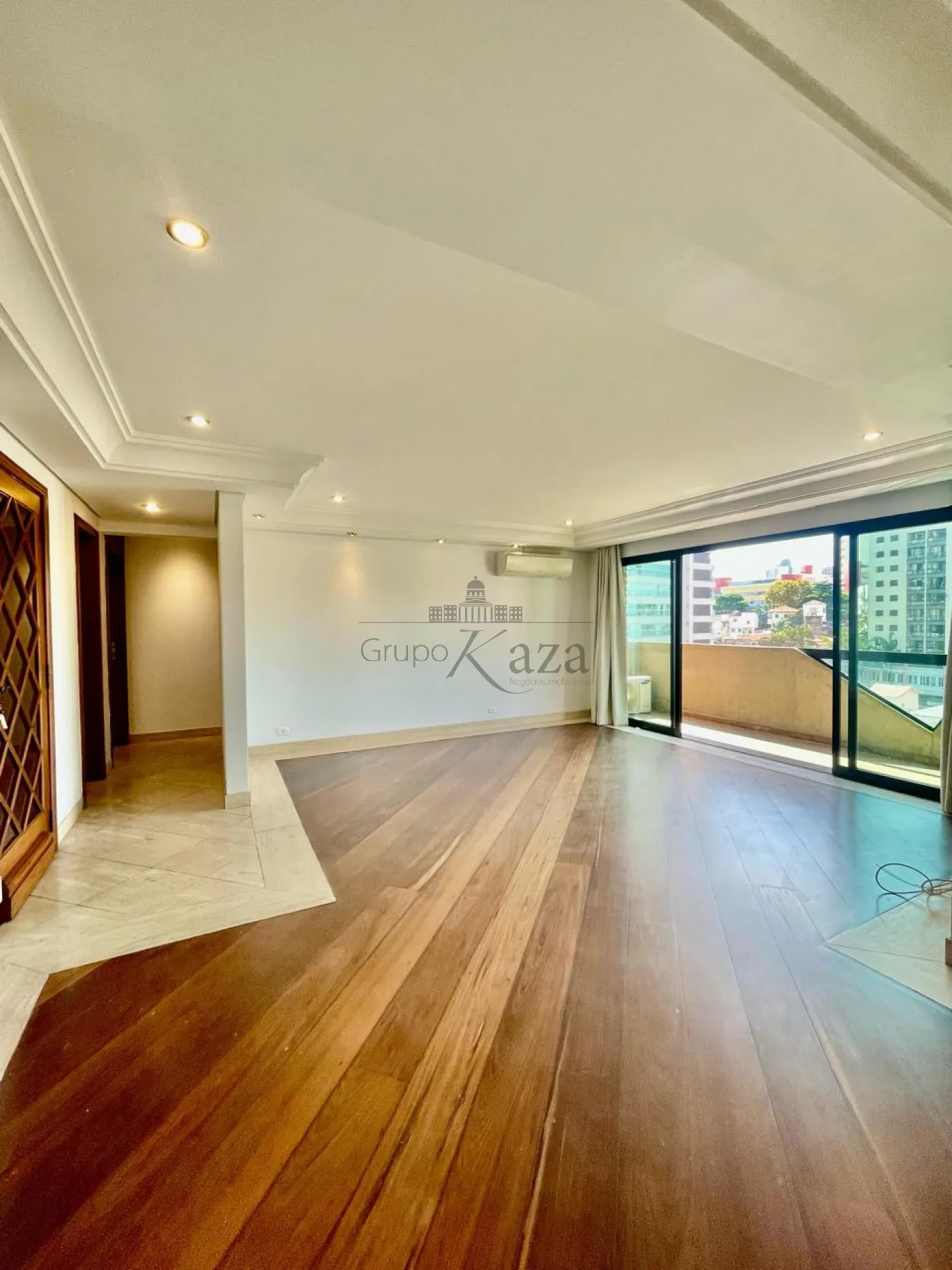 Foto 1 de Apartamento Padrão em Vila Mariana, São Paulo - imagem 1 Foto 1 de Apartamento Padrão em Vila Mariana, São Paulo - imagem 1