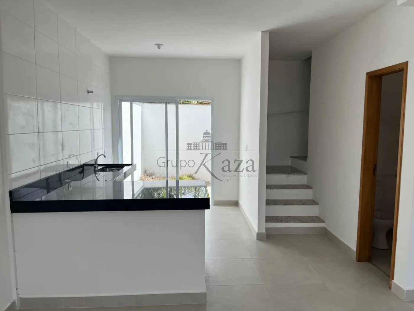 Foto 1 de Casa Condomínio em Chácaras Pousada do Vale, São José dos Campos - imagem 1 Foto 1 de Casa Condomínio em Chácaras Pousada do Vale, São José dos Campos - imagem 1