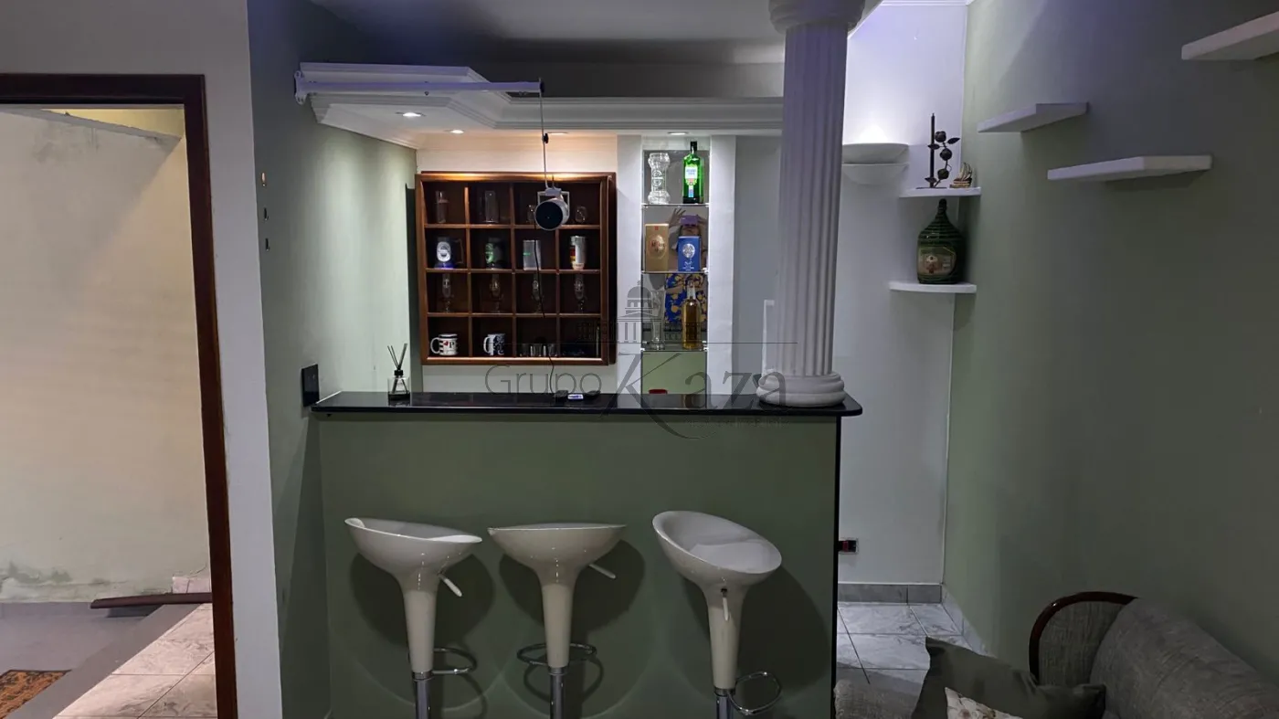 Foto 1 de Casa Padrão em Jardim Califórnia, Jacareí - imagem 1 Foto 1 de Casa Padrão em Jardim Califórnia, Jacareí - imagem 1