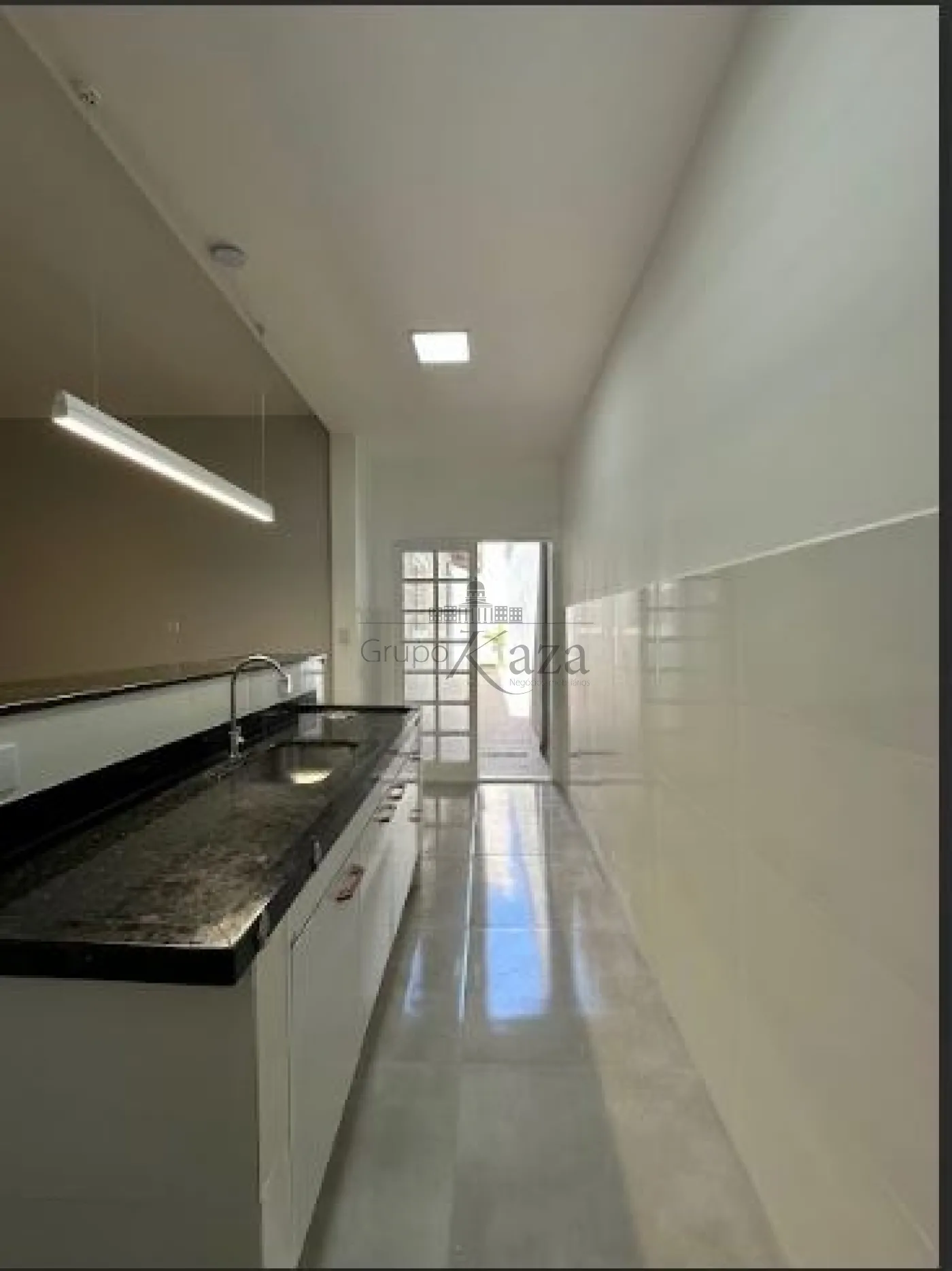 Foto 4 de Casa Padrão em Residencial Bosque dos Ipês, São José dos Campos - imagem 4