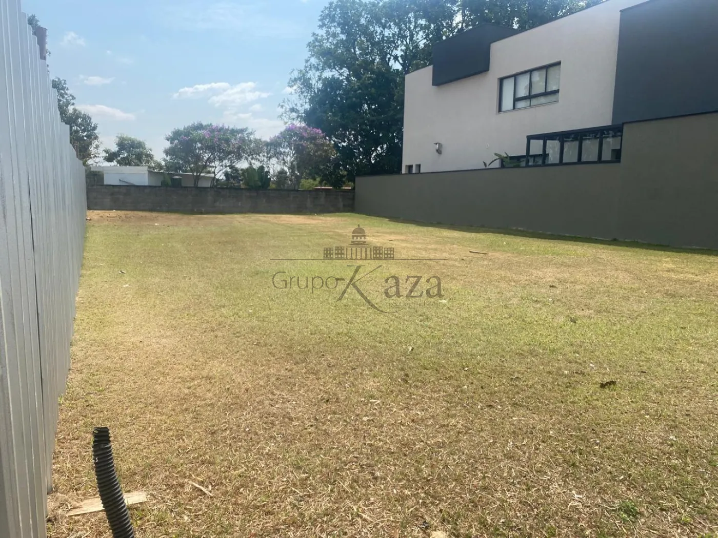 Foto 2 de Terreno Condomínio em Jardim do Golfe, São José dos Campos - imagem 2 Foto 2 de Terreno Condomínio em Jardim do Golfe, São José dos Campos - imagem 2