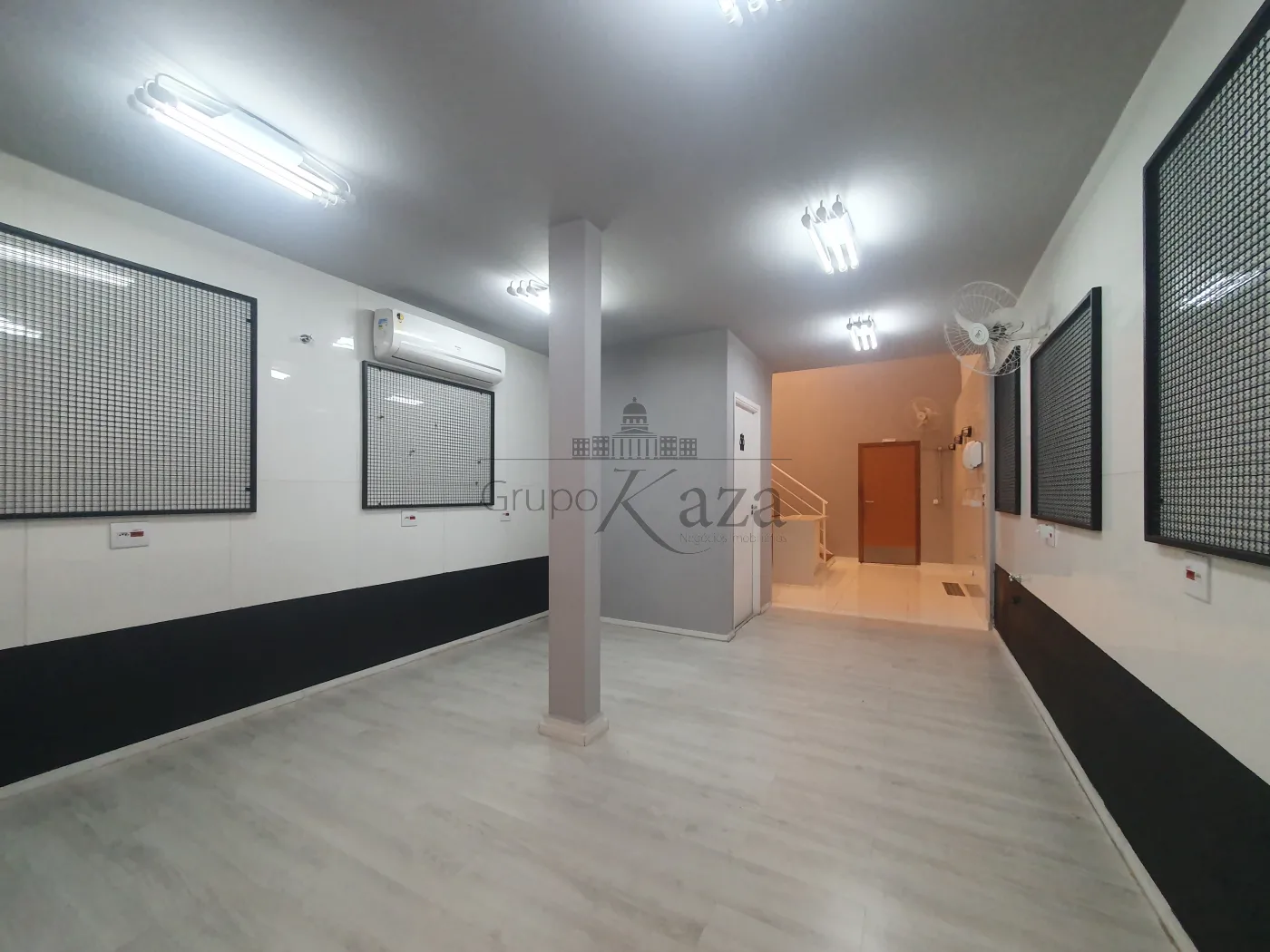 Foto 3 de Comercial Loja em Itaim Bibi, São Paulo - imagem 3 Foto 3 de Comercial Loja em Itaim Bibi, São Paulo - imagem 3