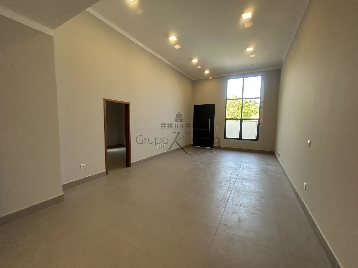 Foto 1 de Casa Padrão em Loteamento Villa Branca, Jacareí - imagem 1 Foto 1 de Casa Padrão em Loteamento Villa Branca, Jacareí - imagem 1